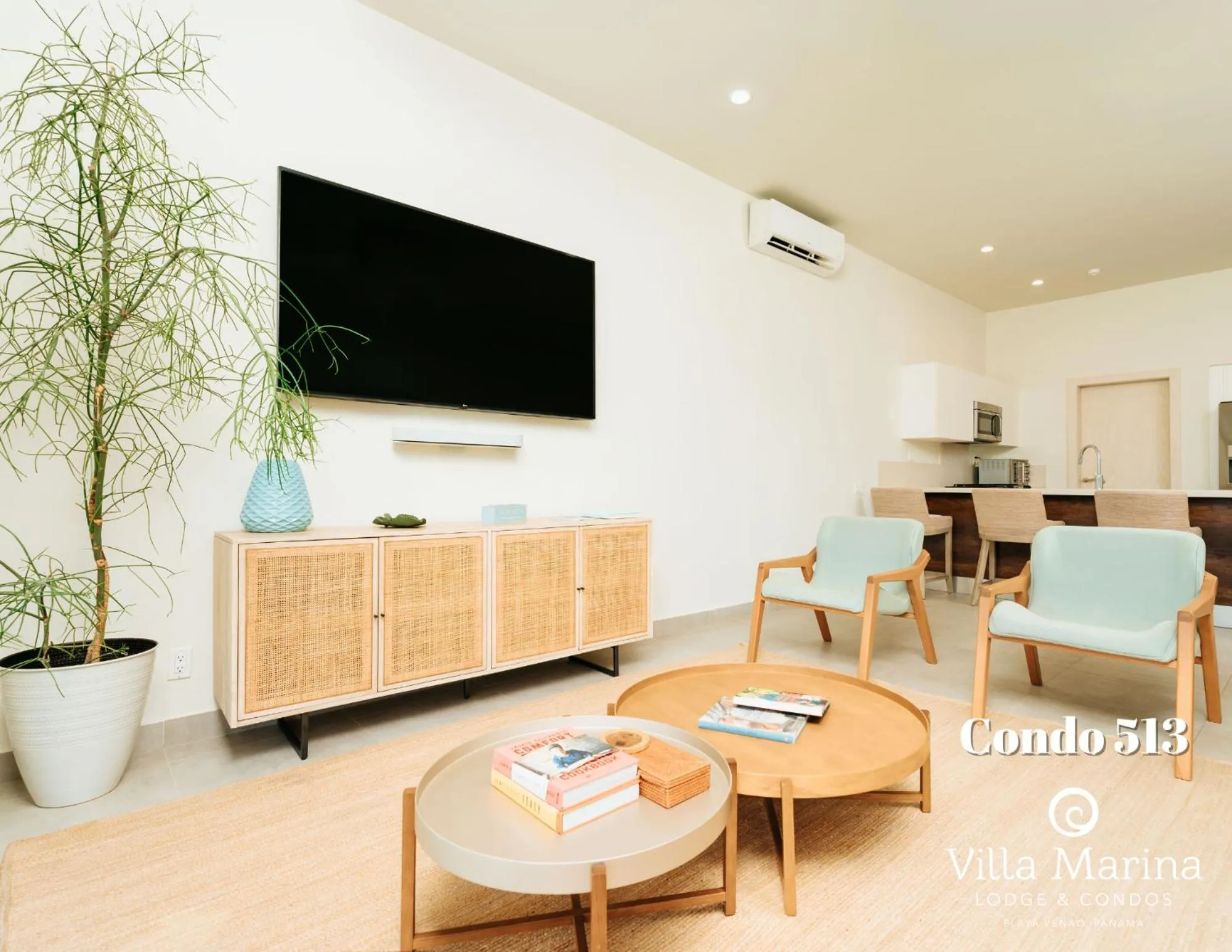 Living room in Villa Marina Lodge & Condos