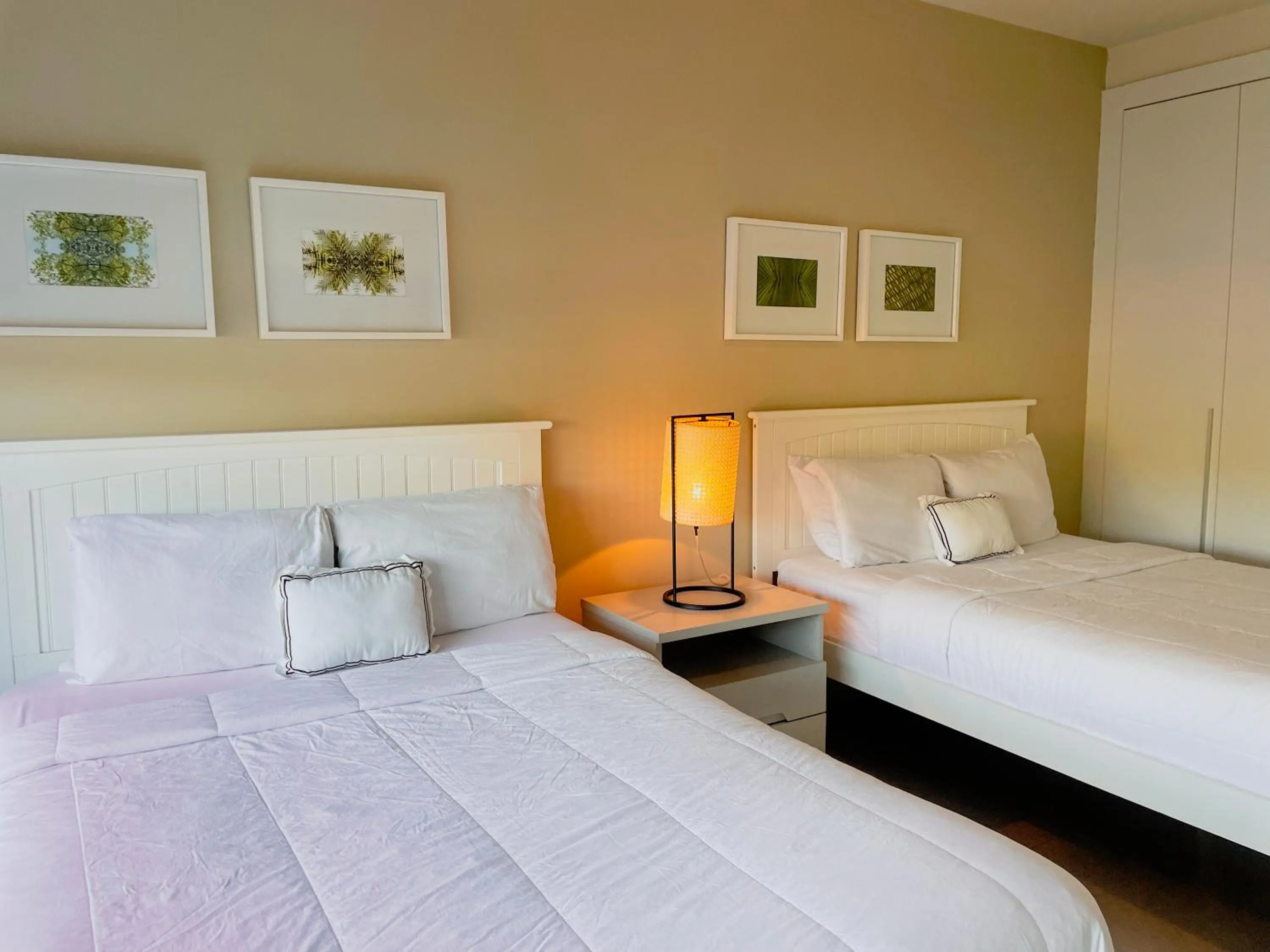 Bedroom, Bed in Villa Marina Lodge & Condos