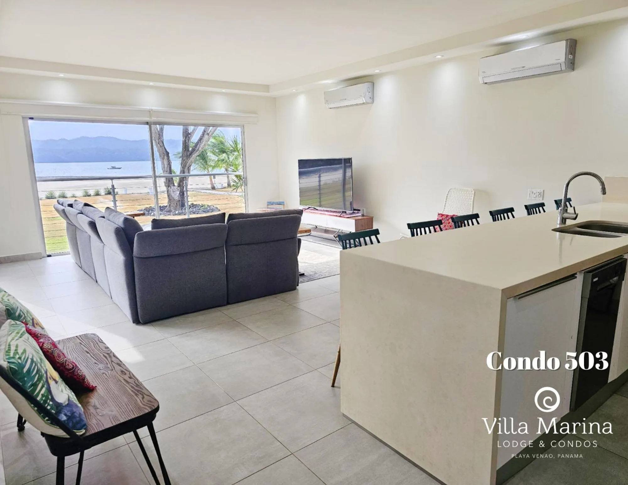 Living room in Villa Marina Lodge & Condos