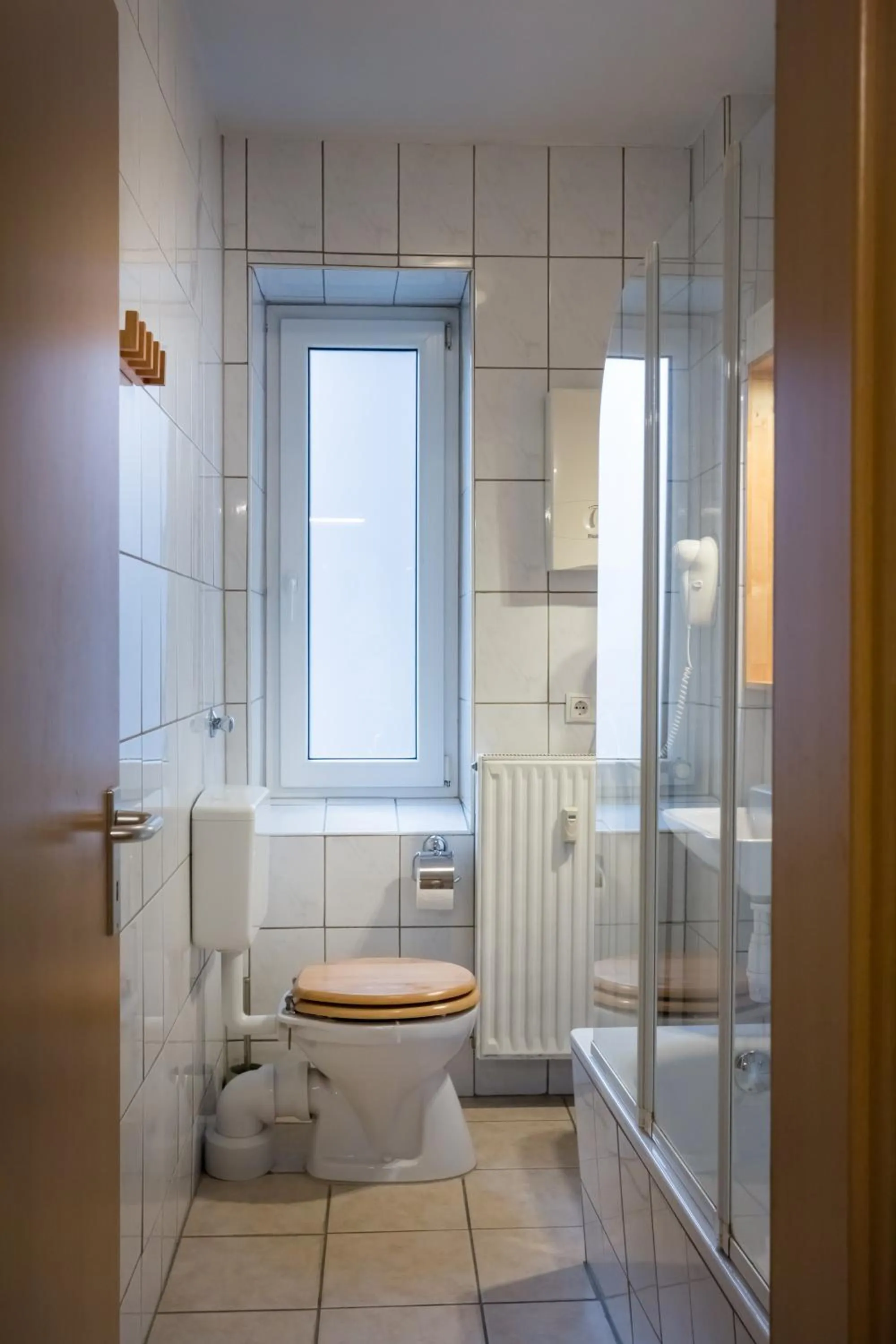 Toilet in dingdong koblenz - city apartments