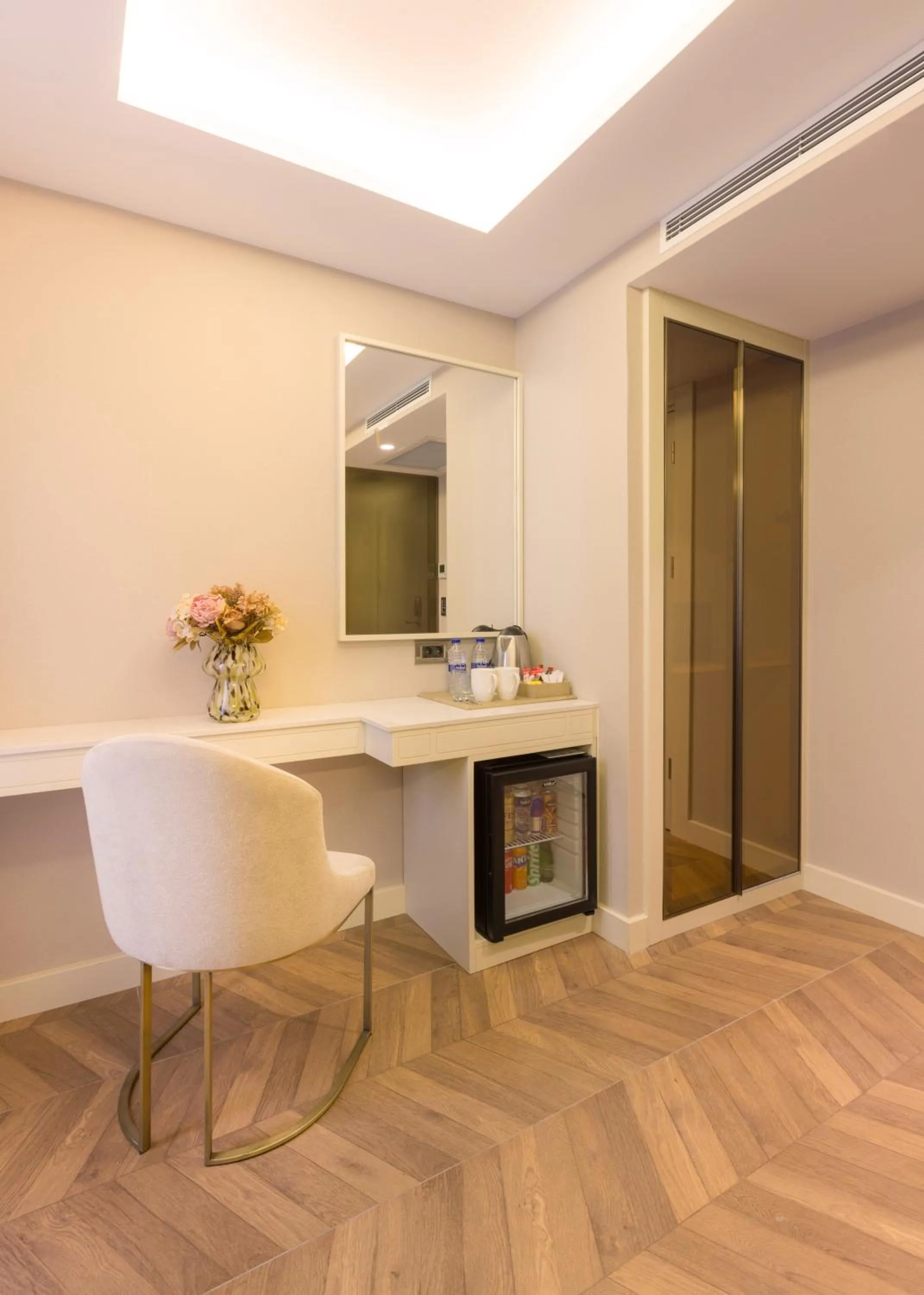 minibar in Great Fortune Concept Hotel