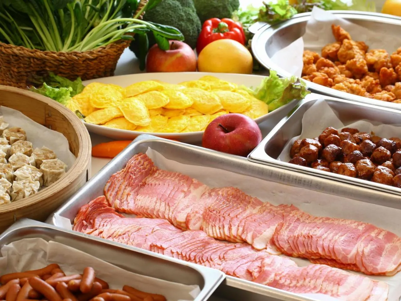 Buffet breakfast in Hotel Housei