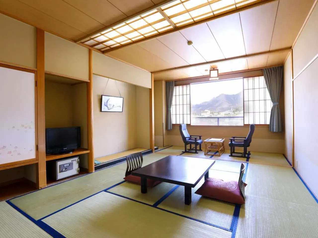 Superior Japanese-Style Room - single occupancy in Hotel Housei Superior Japanese-Style Room - single occupancy in Hotel Housei