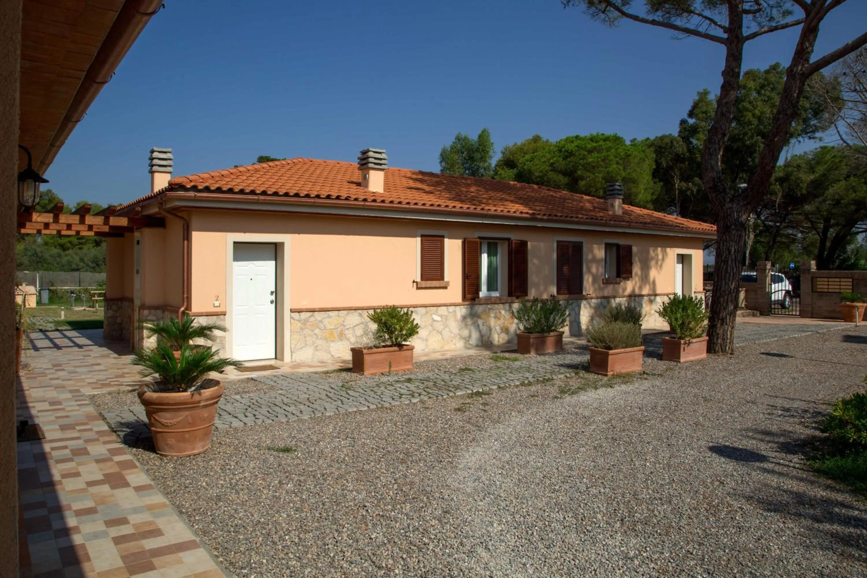 Property building in La Residenza del Golfo