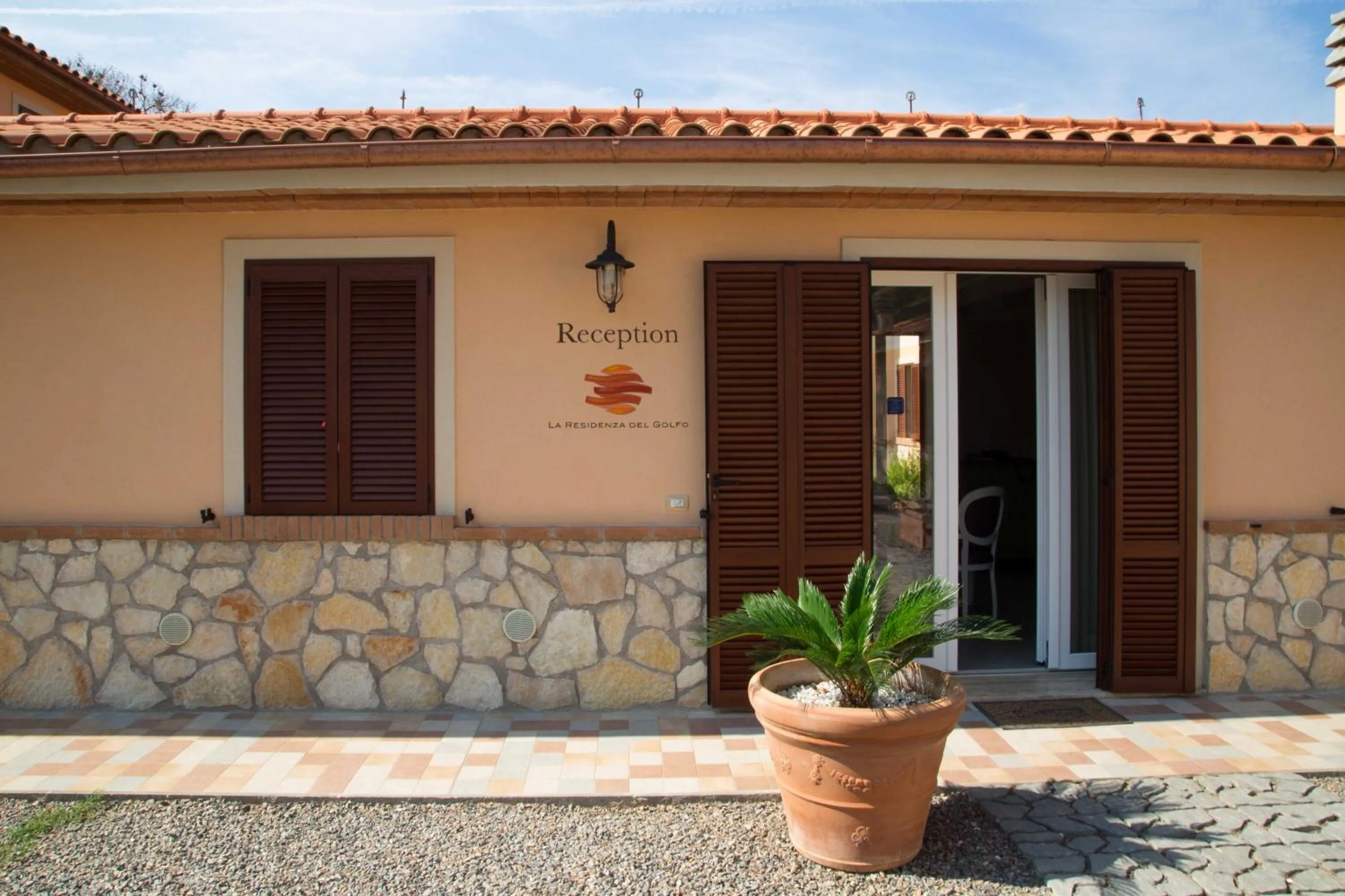 Lobby or reception in La Residenza del Golfo