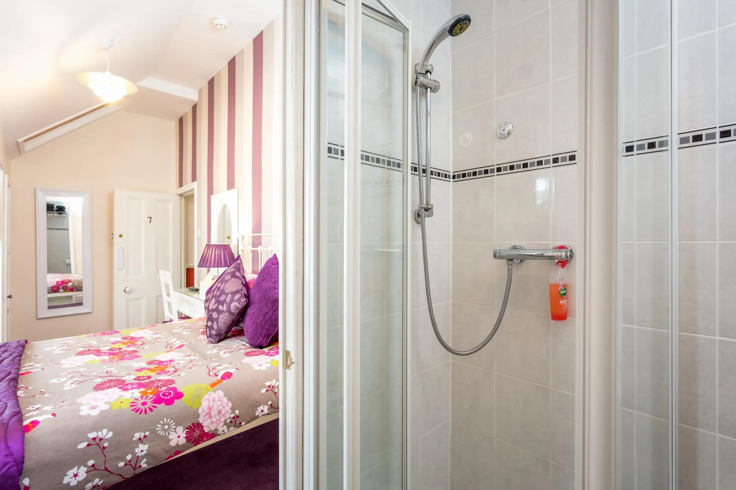 Bathroom in Arden Park Ensuite Rooms