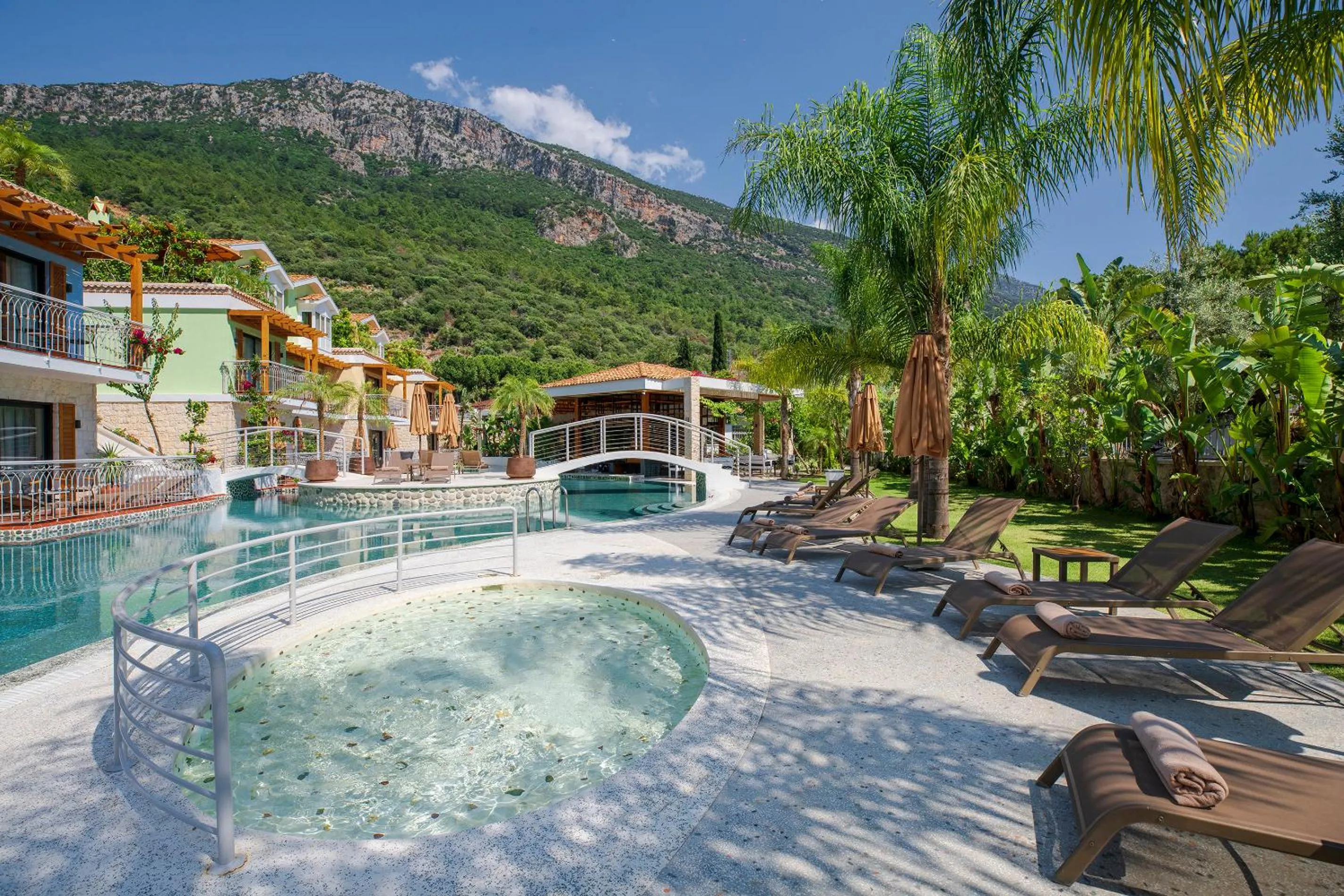 Swimming pool in La Boutique Maya