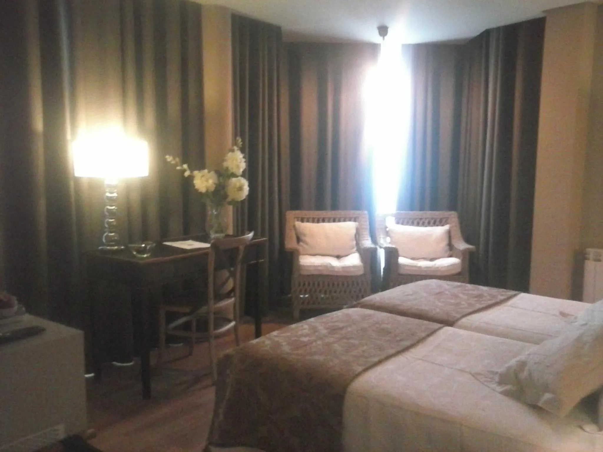 Shower, Bed in Hotel Viento del Norte