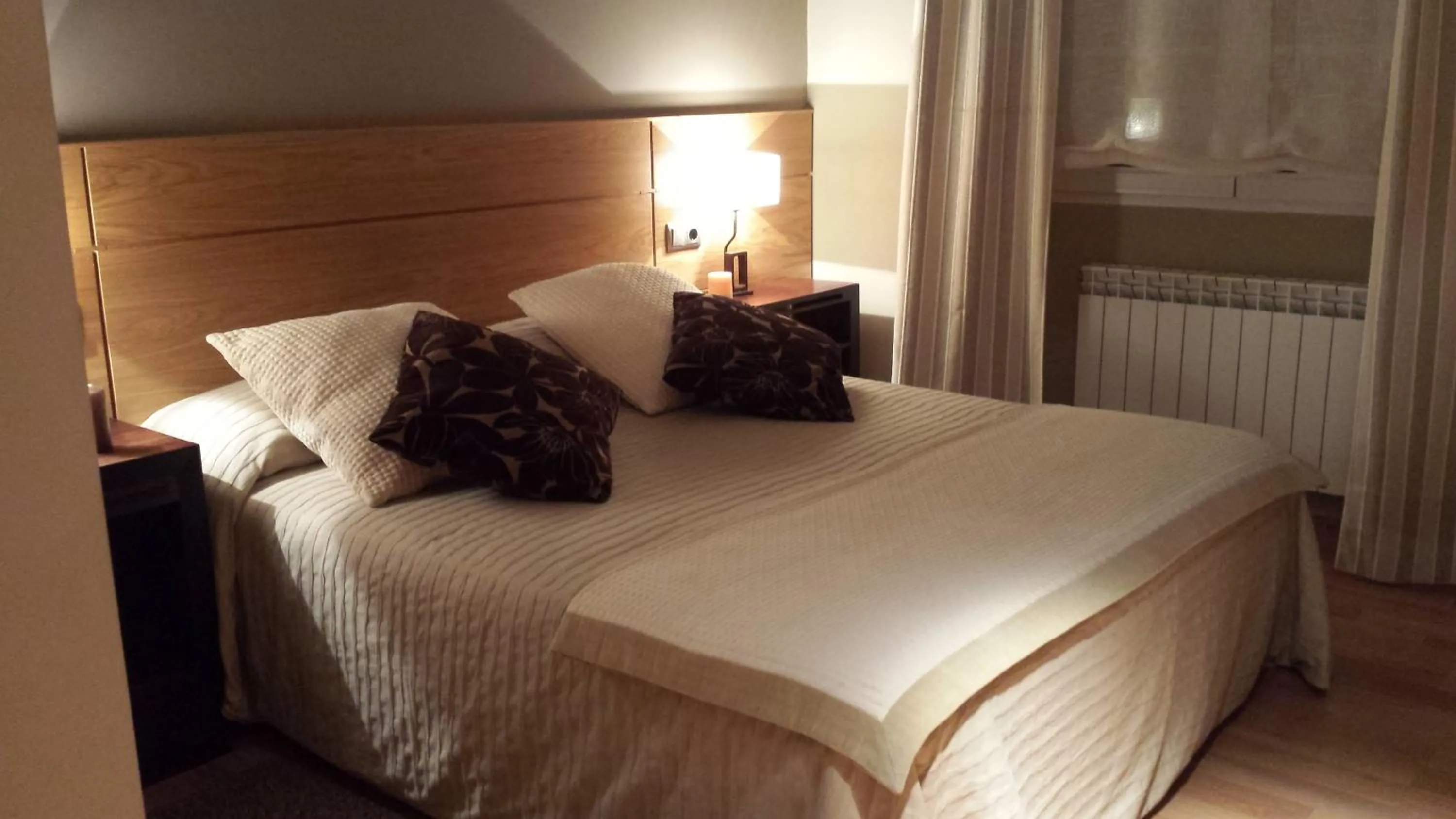 Photo of the whole room, Bed in Hotel Viento del Norte