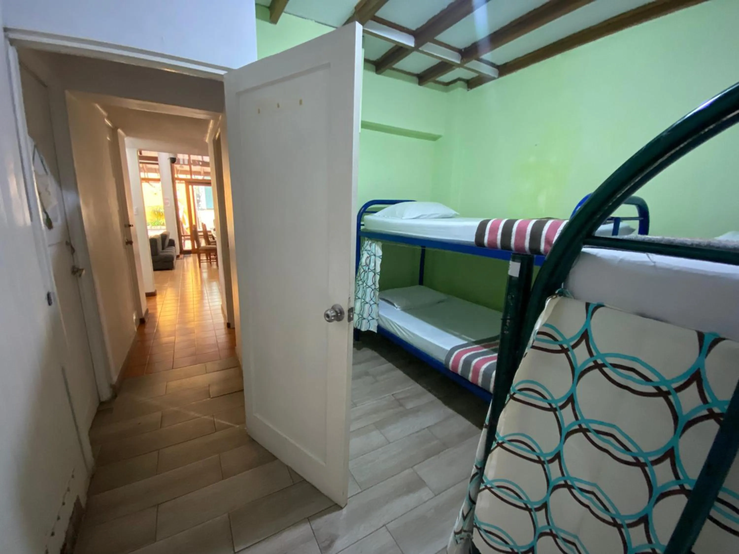 Bedroom, Bed in Gaudy's Hotel