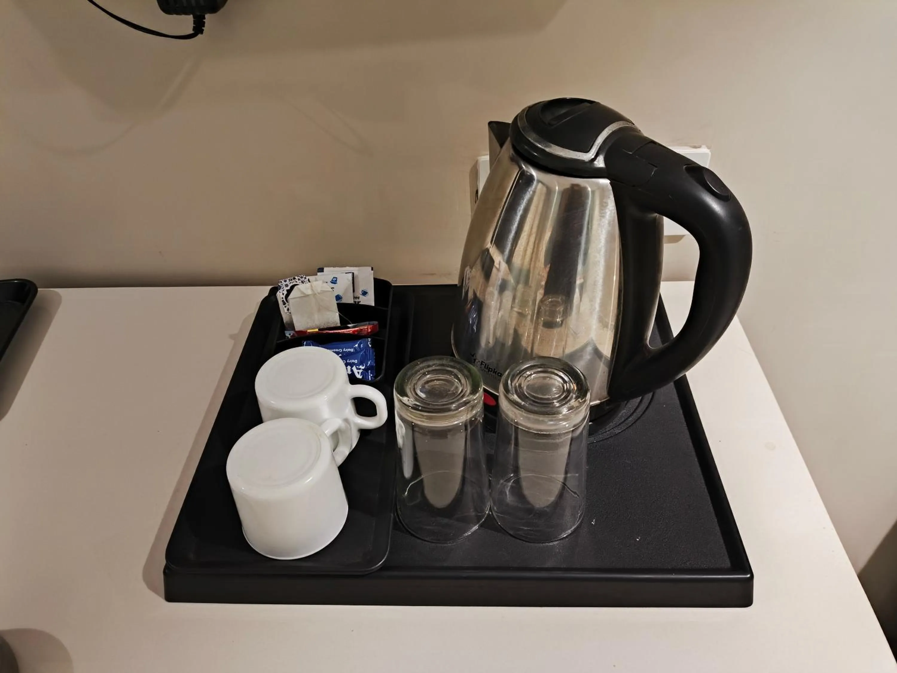 room service in Hotel Raghuraj palace