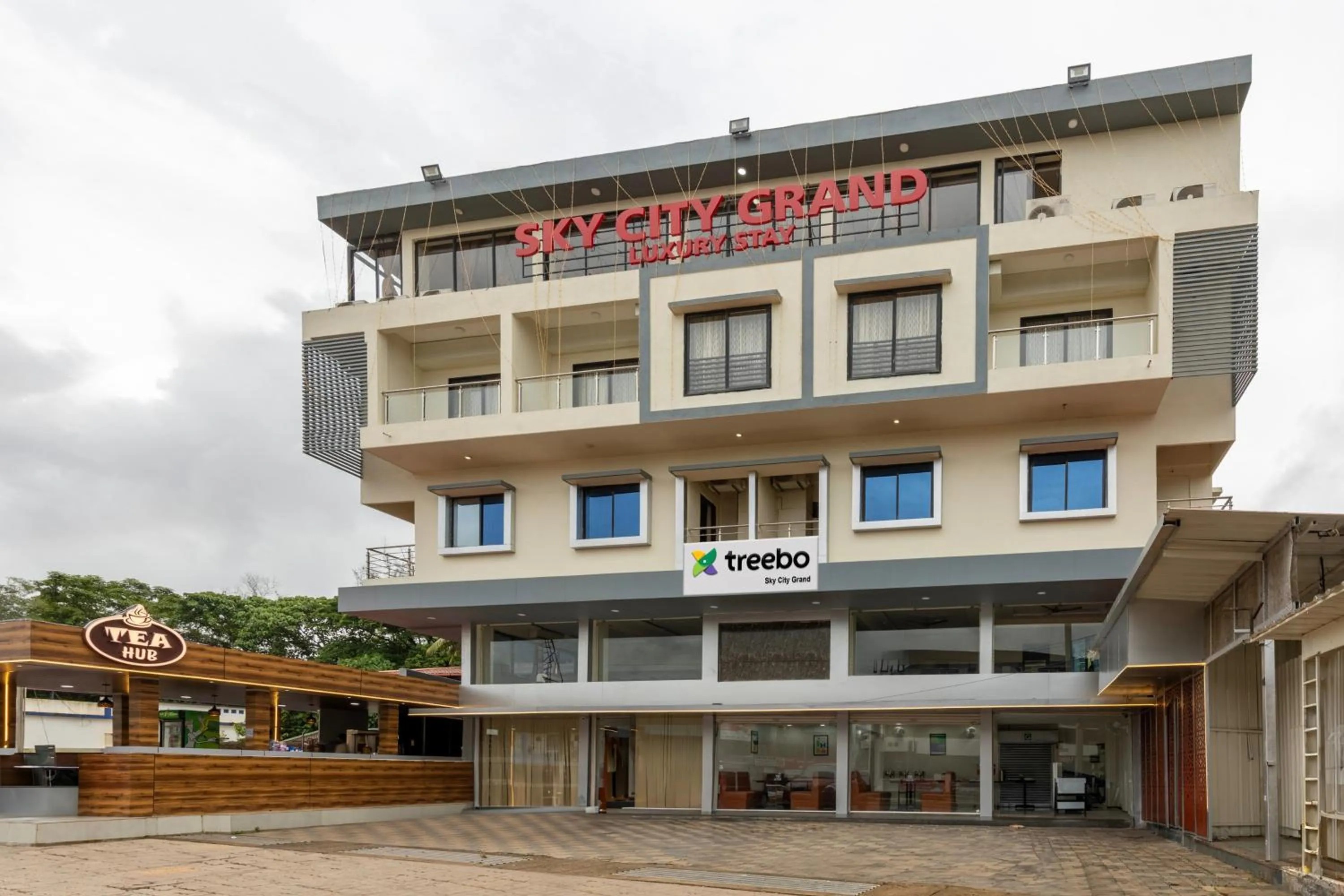 Facade/entrance in Treebo Sky City Grand, 5 Min From Mangalore Airport