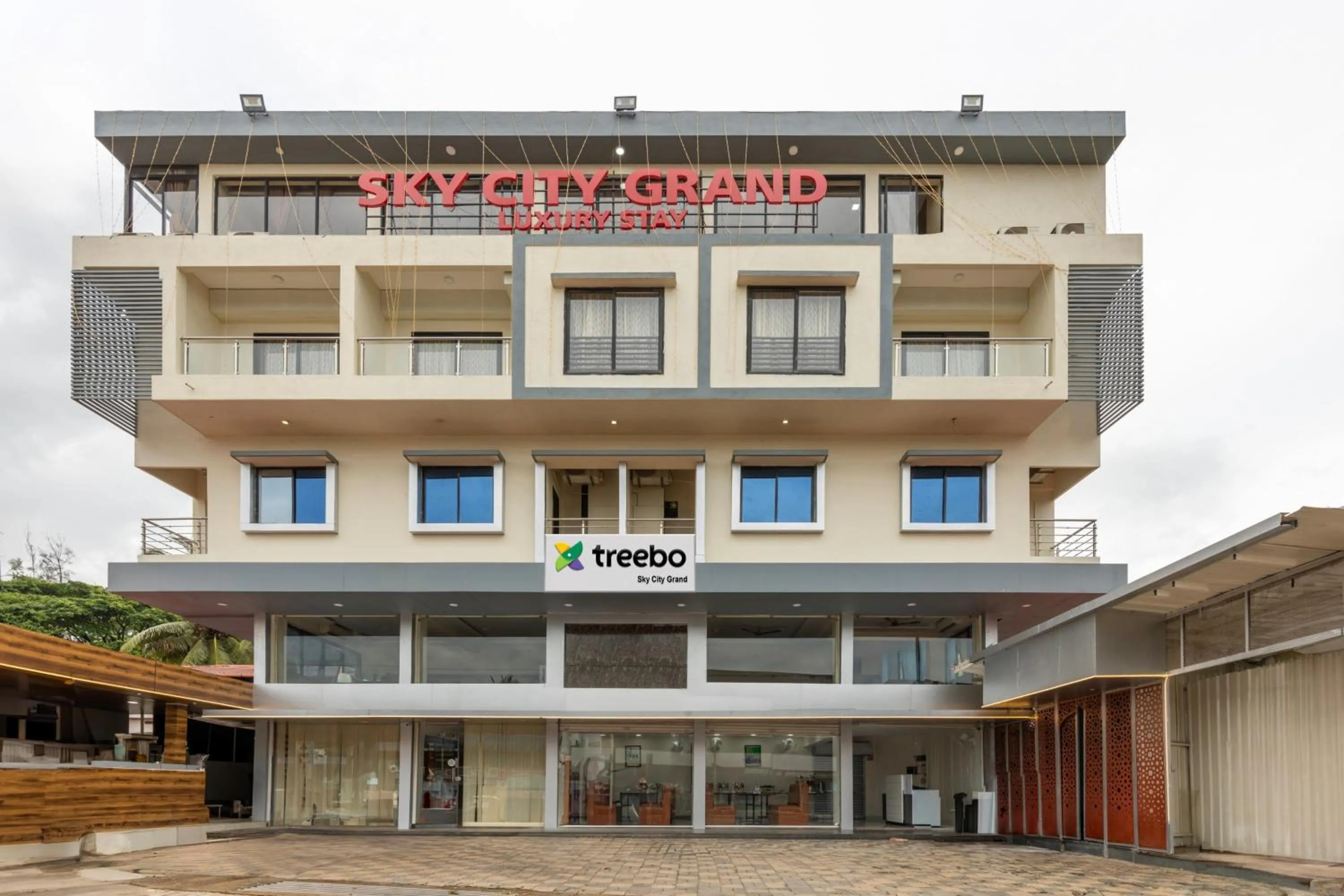Facade/entrance in Treebo Sky City Grand, 5 Min From Mangalore Airport