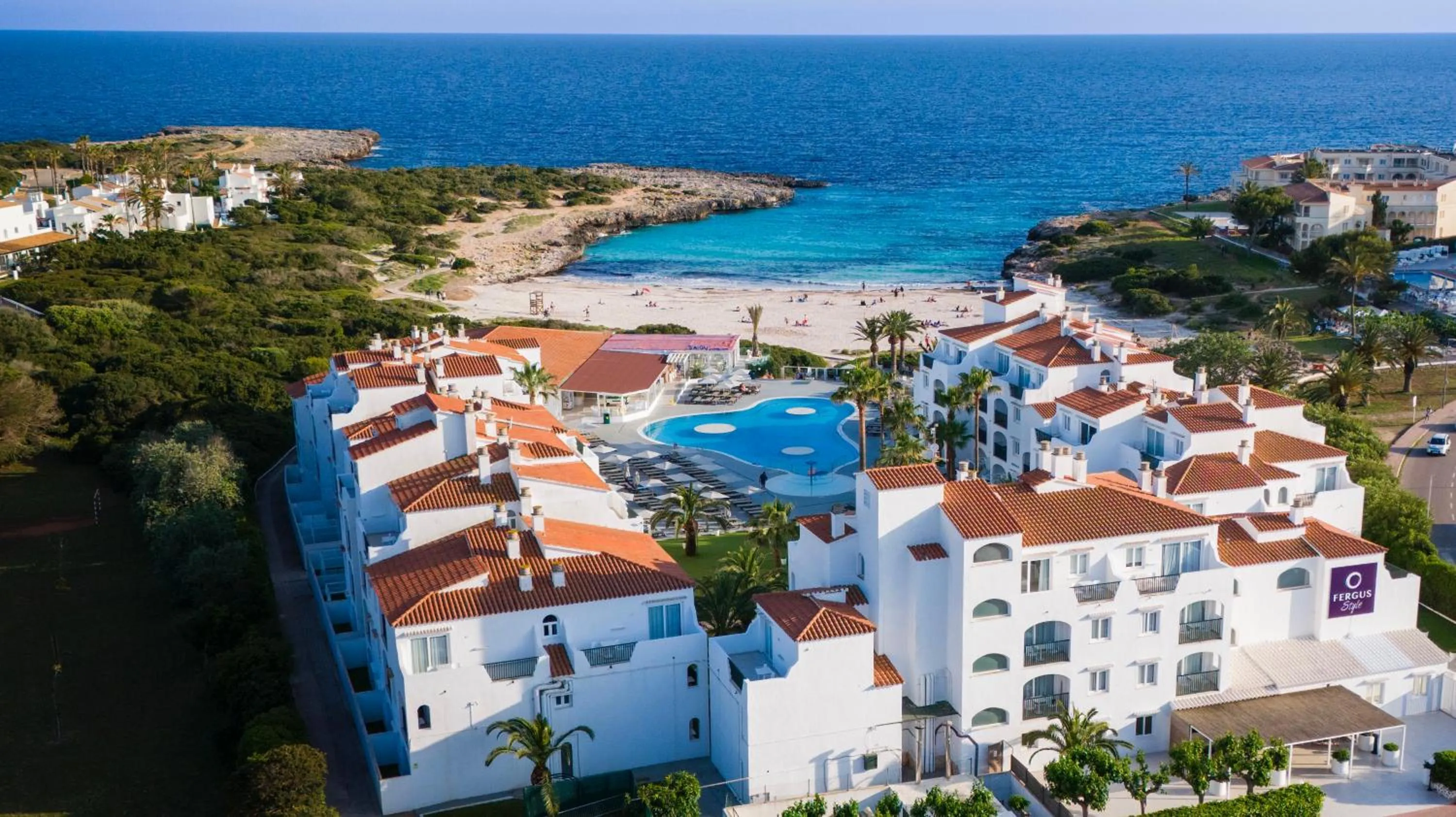 Bird's eye view in FERGUS Style Carema Beach