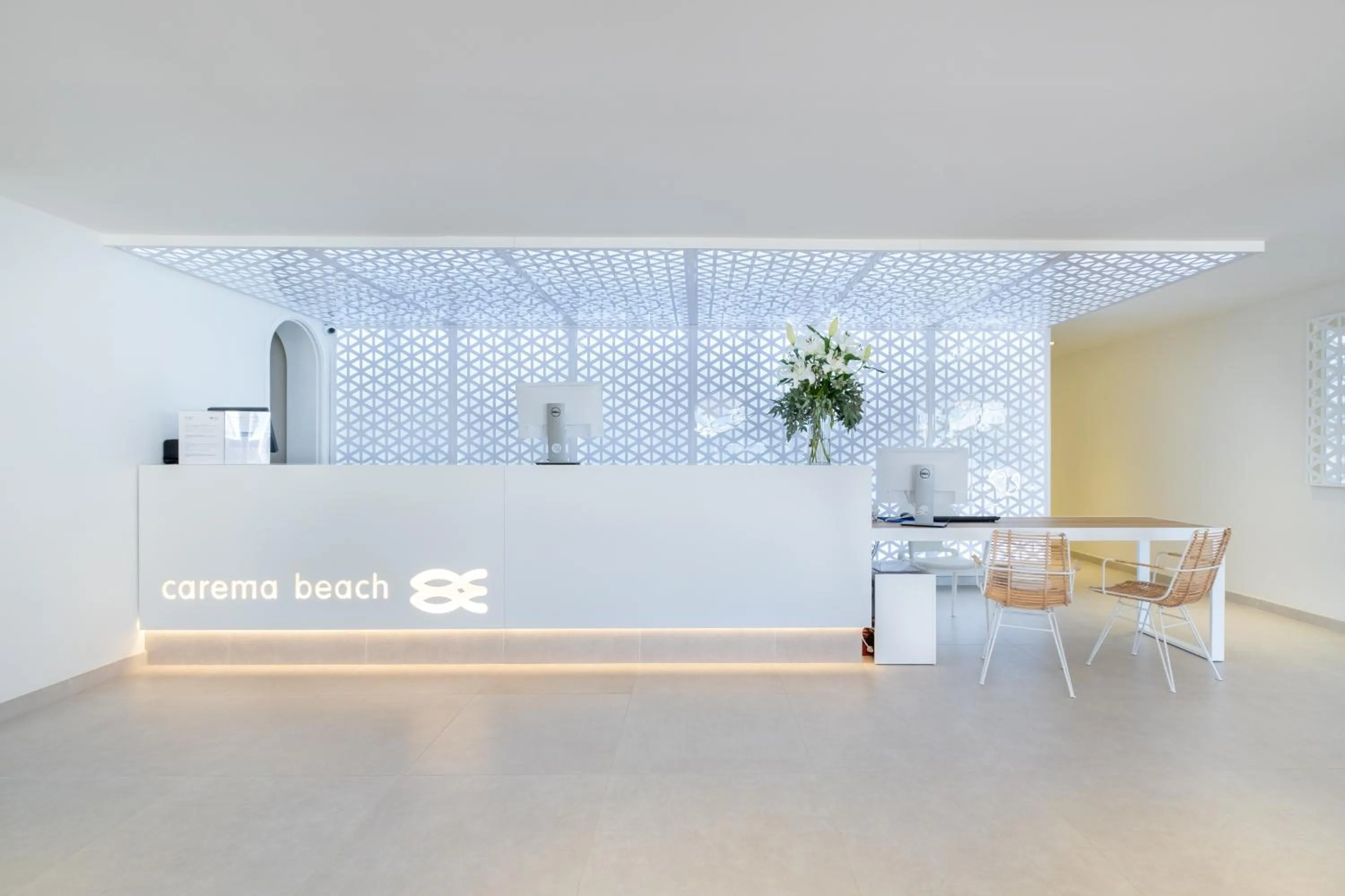 Lobby or reception in FERGUS Style Carema Beach