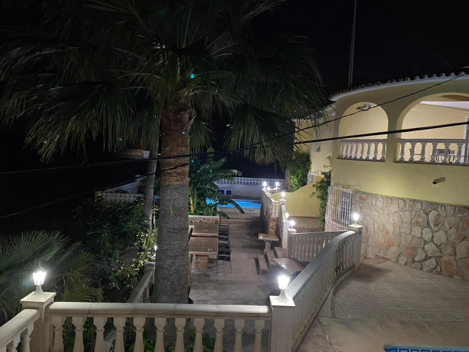 Property building in Villa Romeo