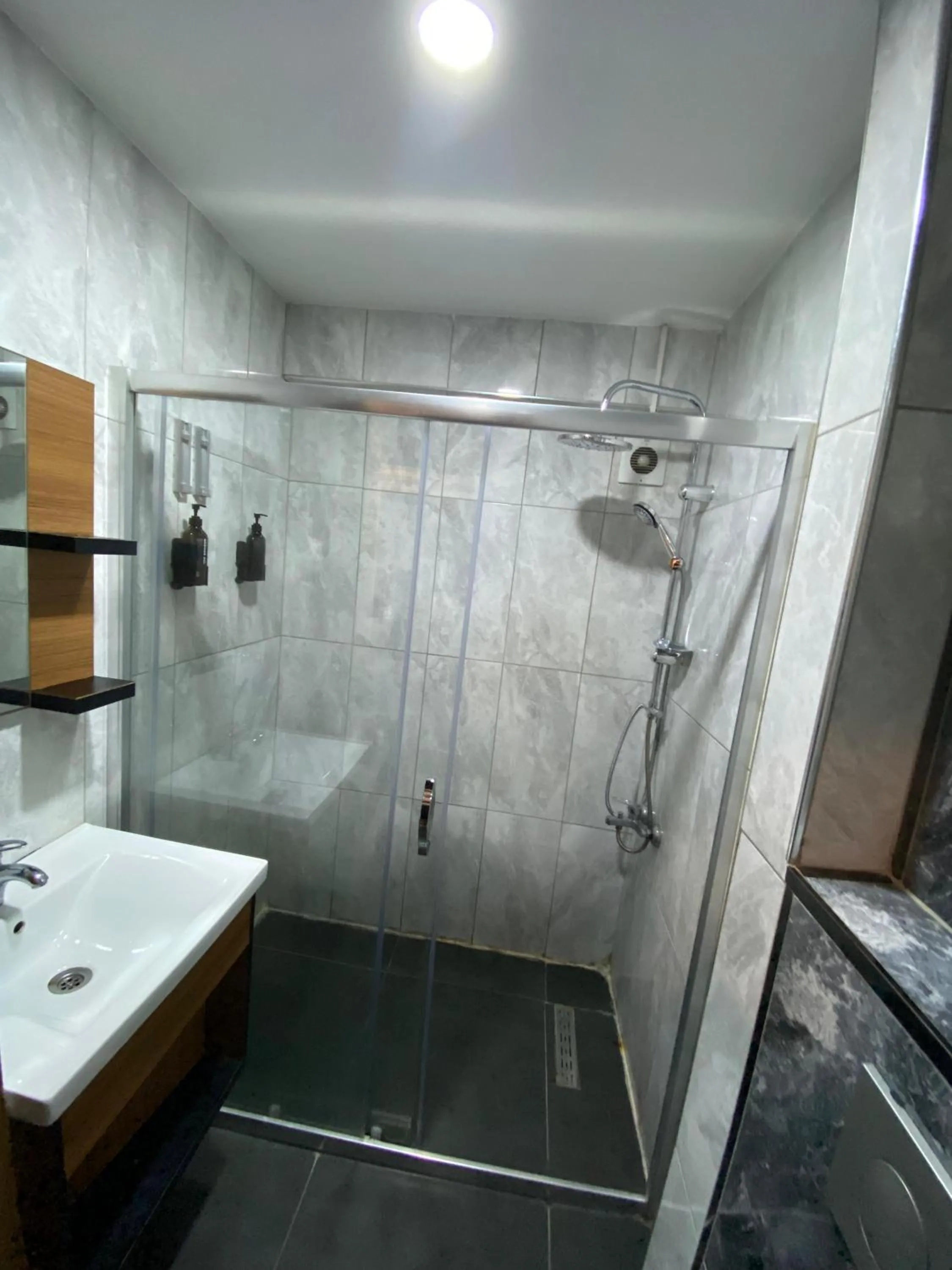 Toilet in Green Palmiye Hotel