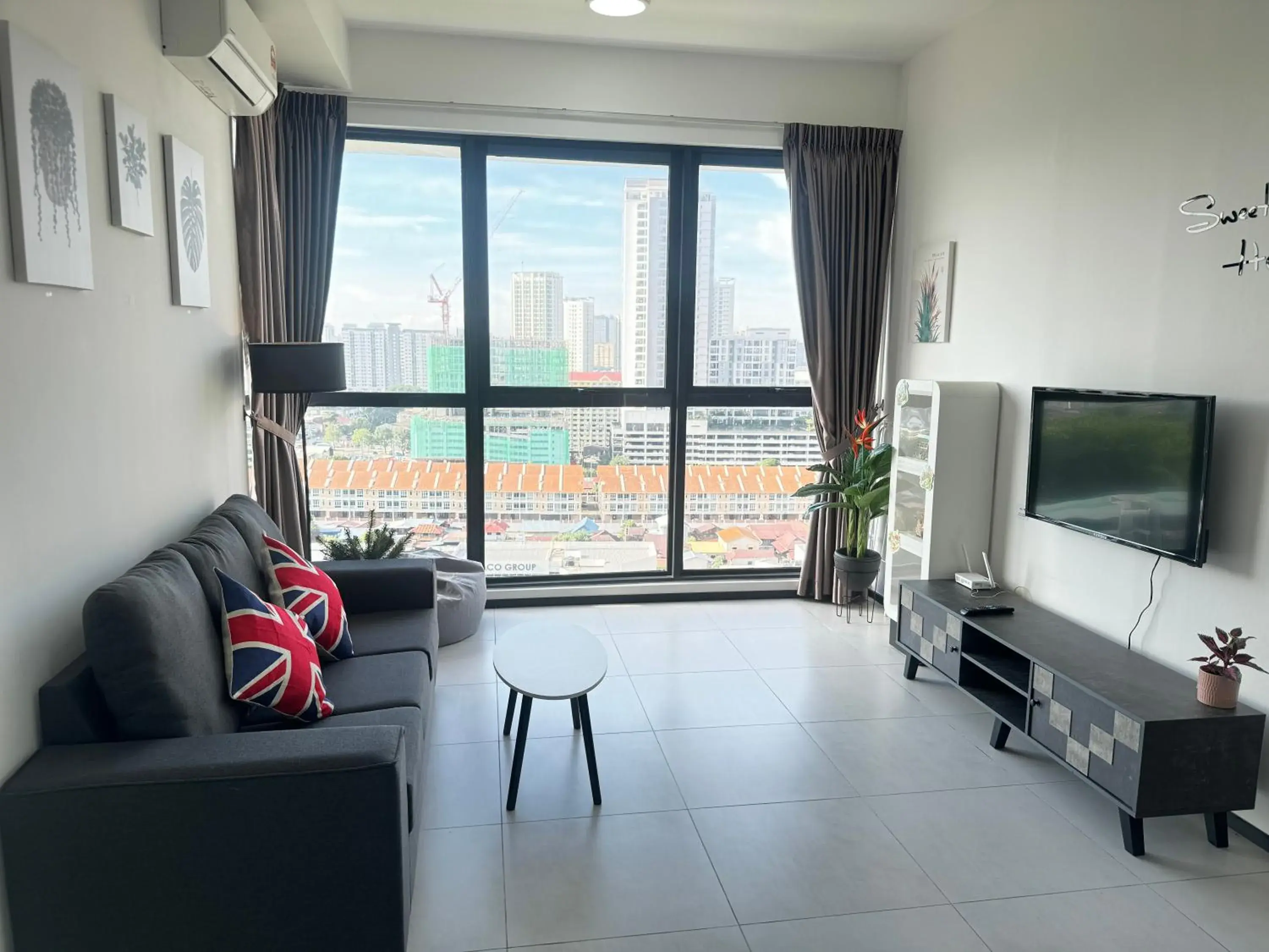 Urban Suites Urban Suites