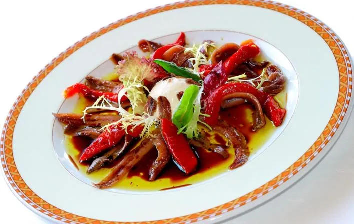 Restaurant/places to eat in Hotel Eutimio