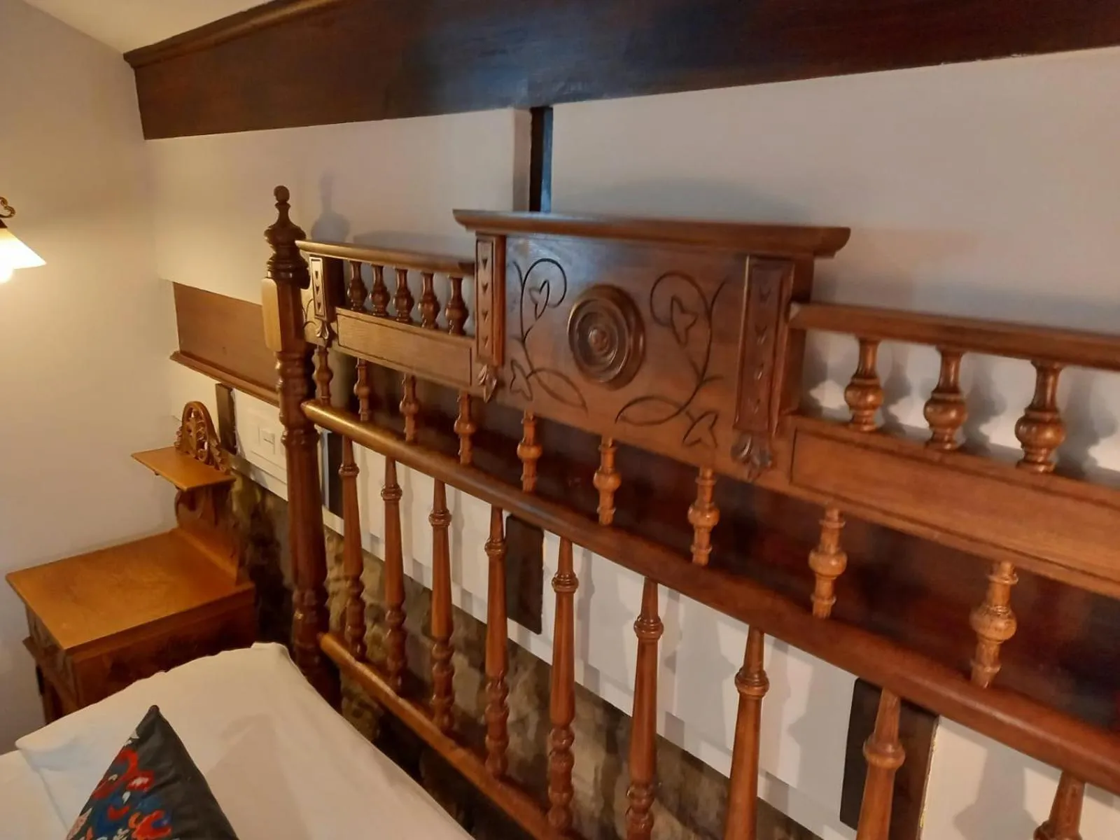 Decorative detail, Bed in Hotel Eutimio