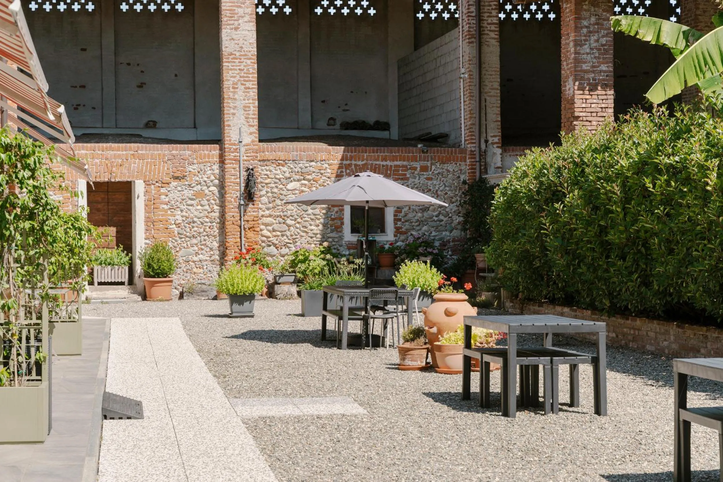 Inner courtyard view in Residence Campagnole