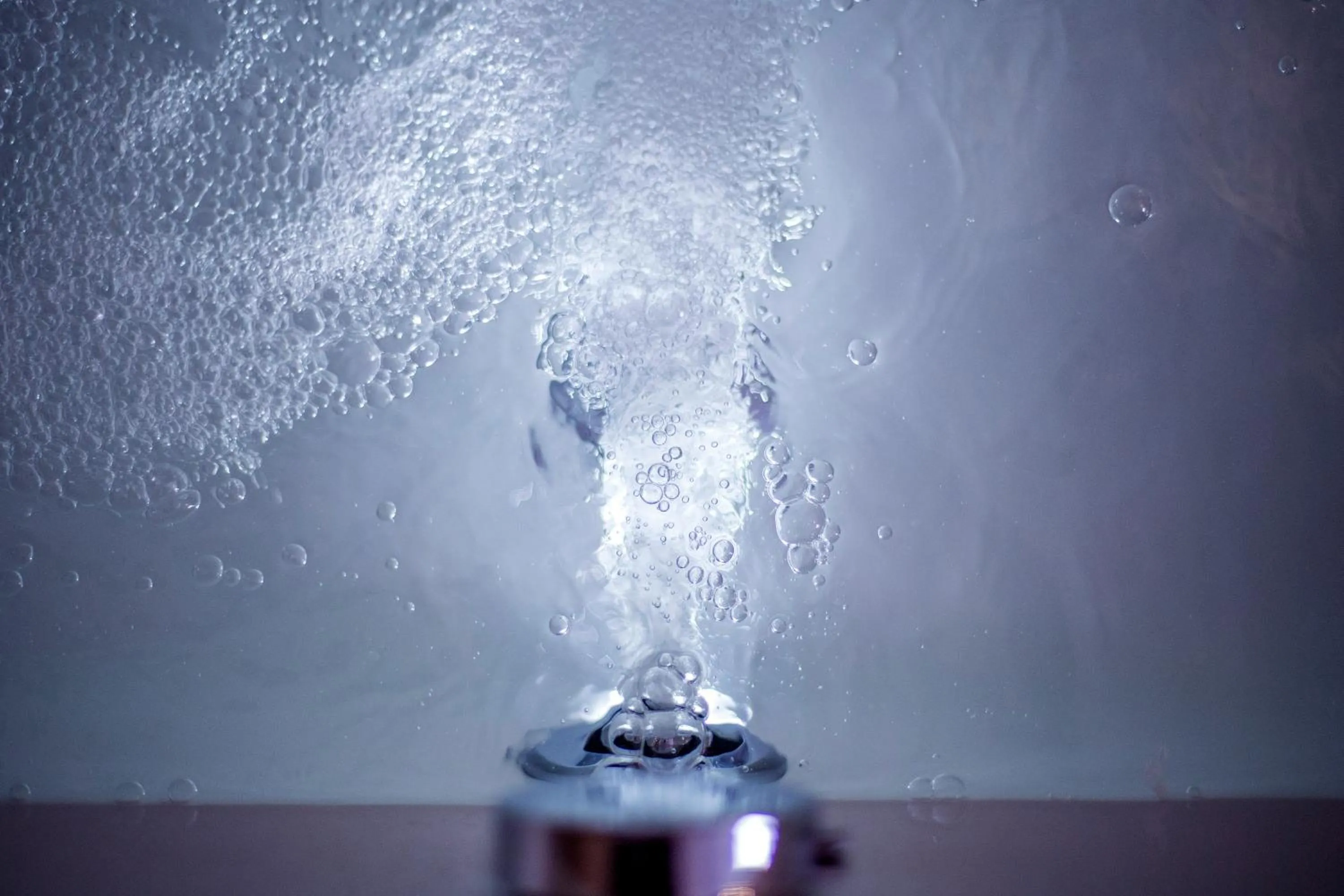 Hot Tub in AQUAROOMS Suites