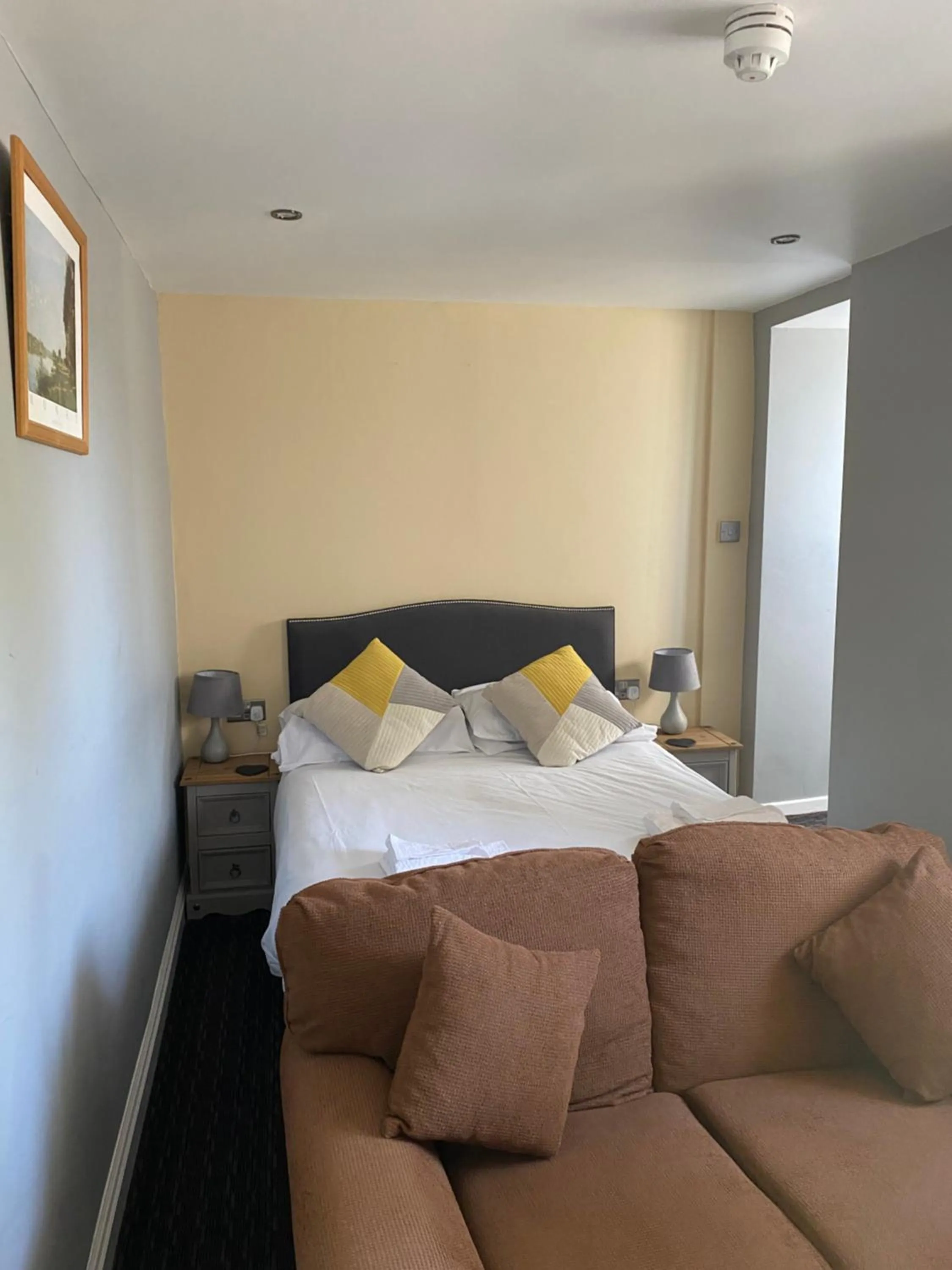 Bedroom, Bed in Jubilee Inn