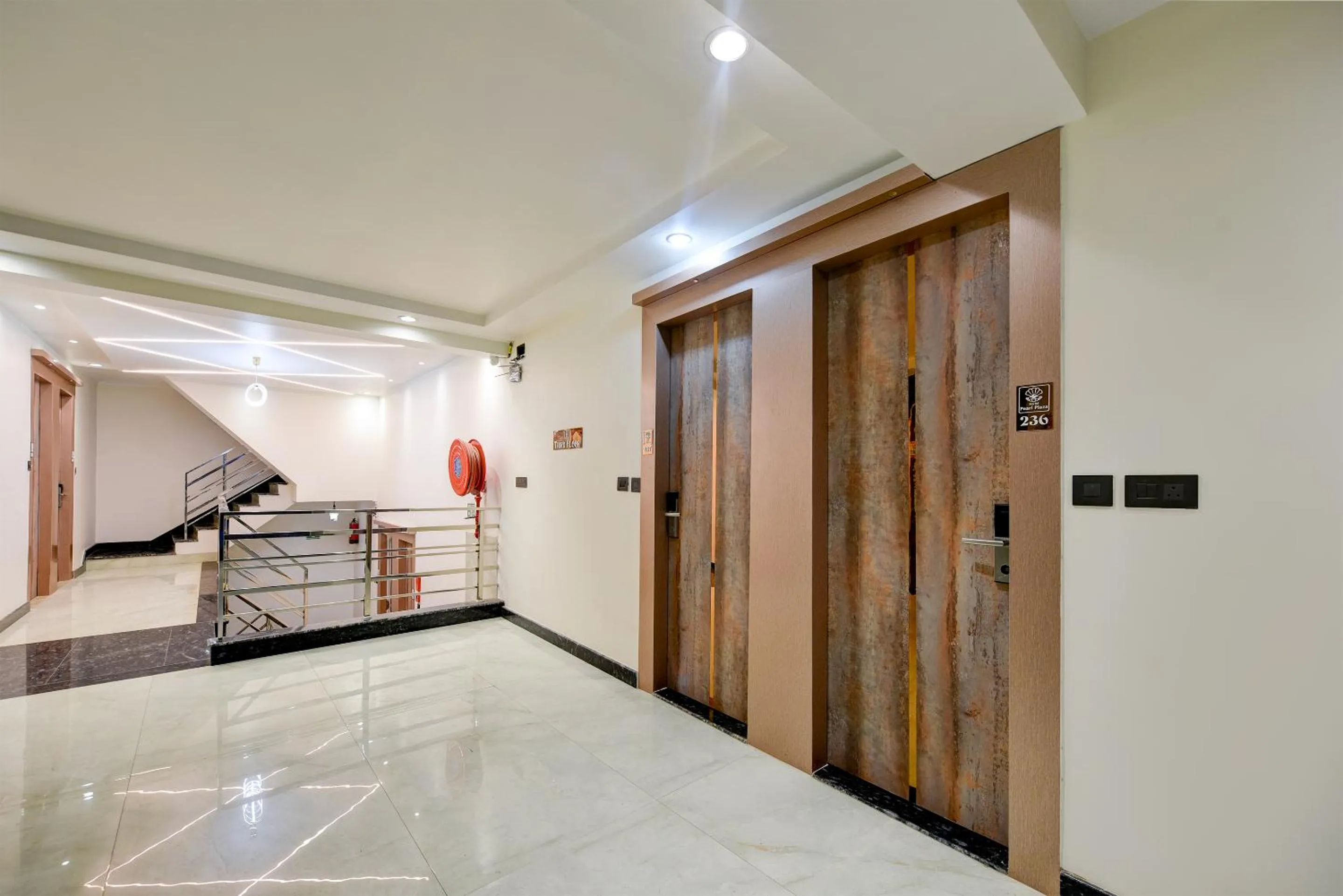 Floor plan in The Pearl Plaza Hotel in City Centre - Near New Delhi Railway Station