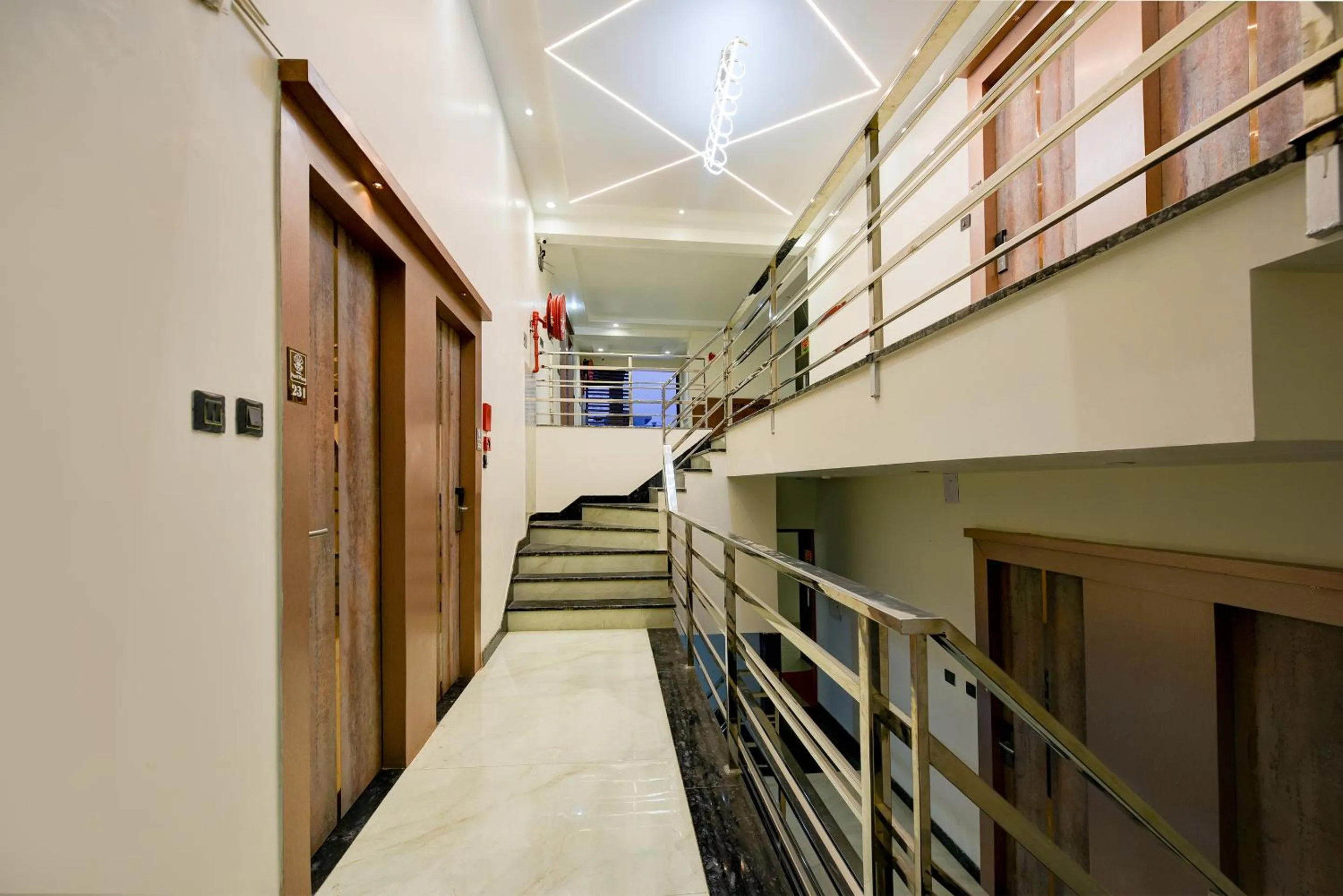 Floor plan in The Pearl Plaza Hotel in City Centre - Near New Delhi Railway Station