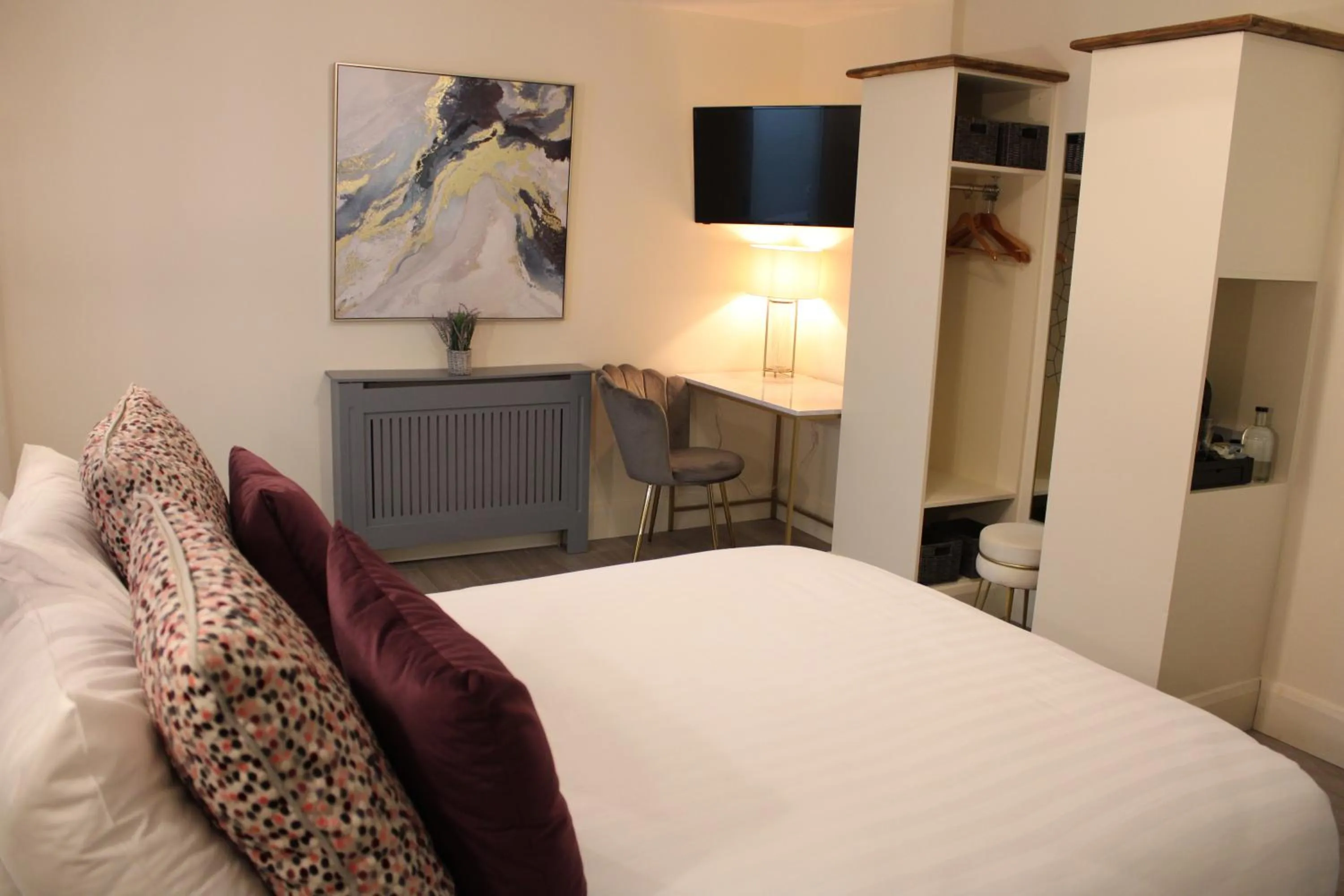 Bedroom, Bed in Kildare House Hotel