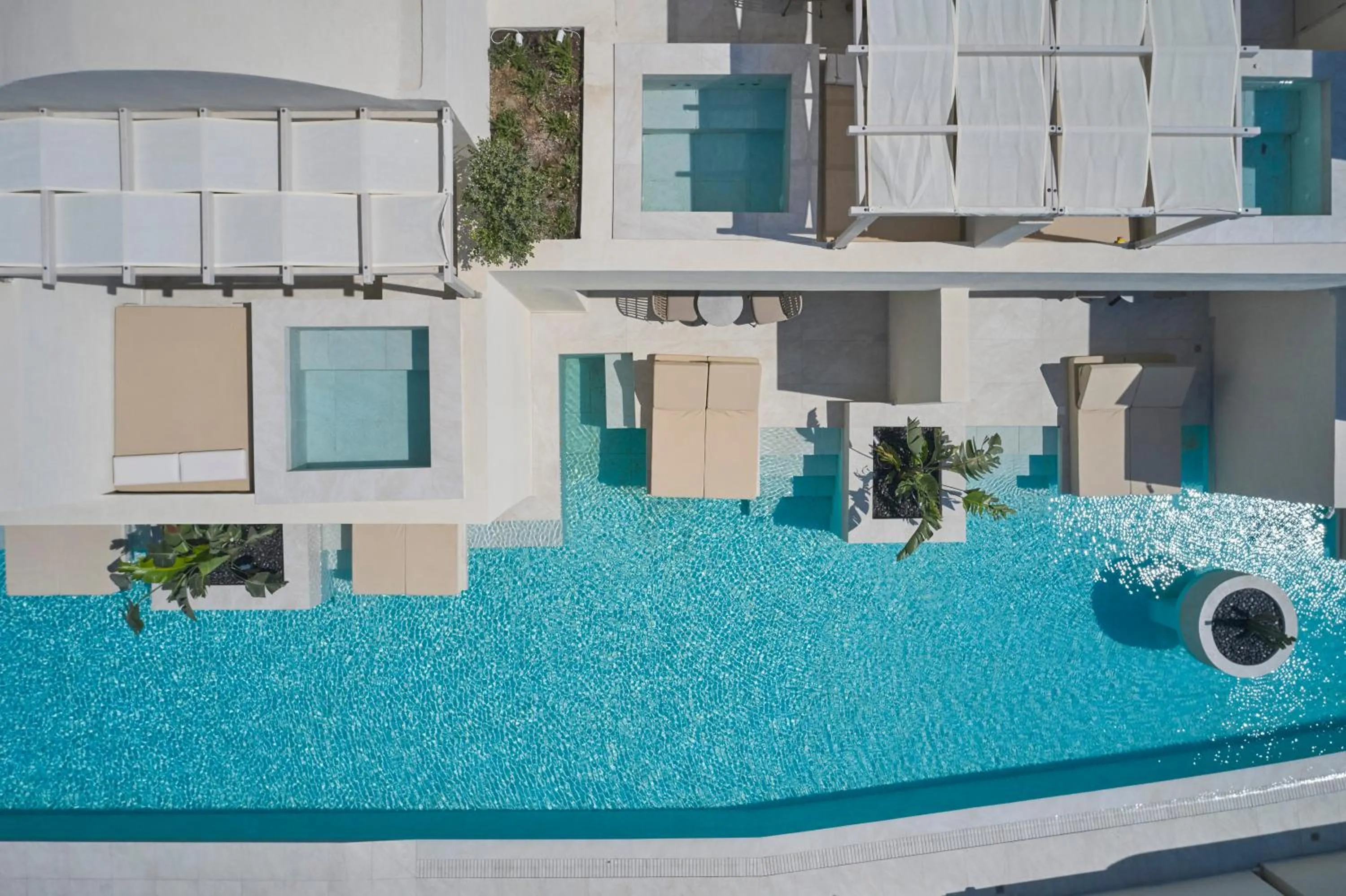 Heyday Luxury Suites