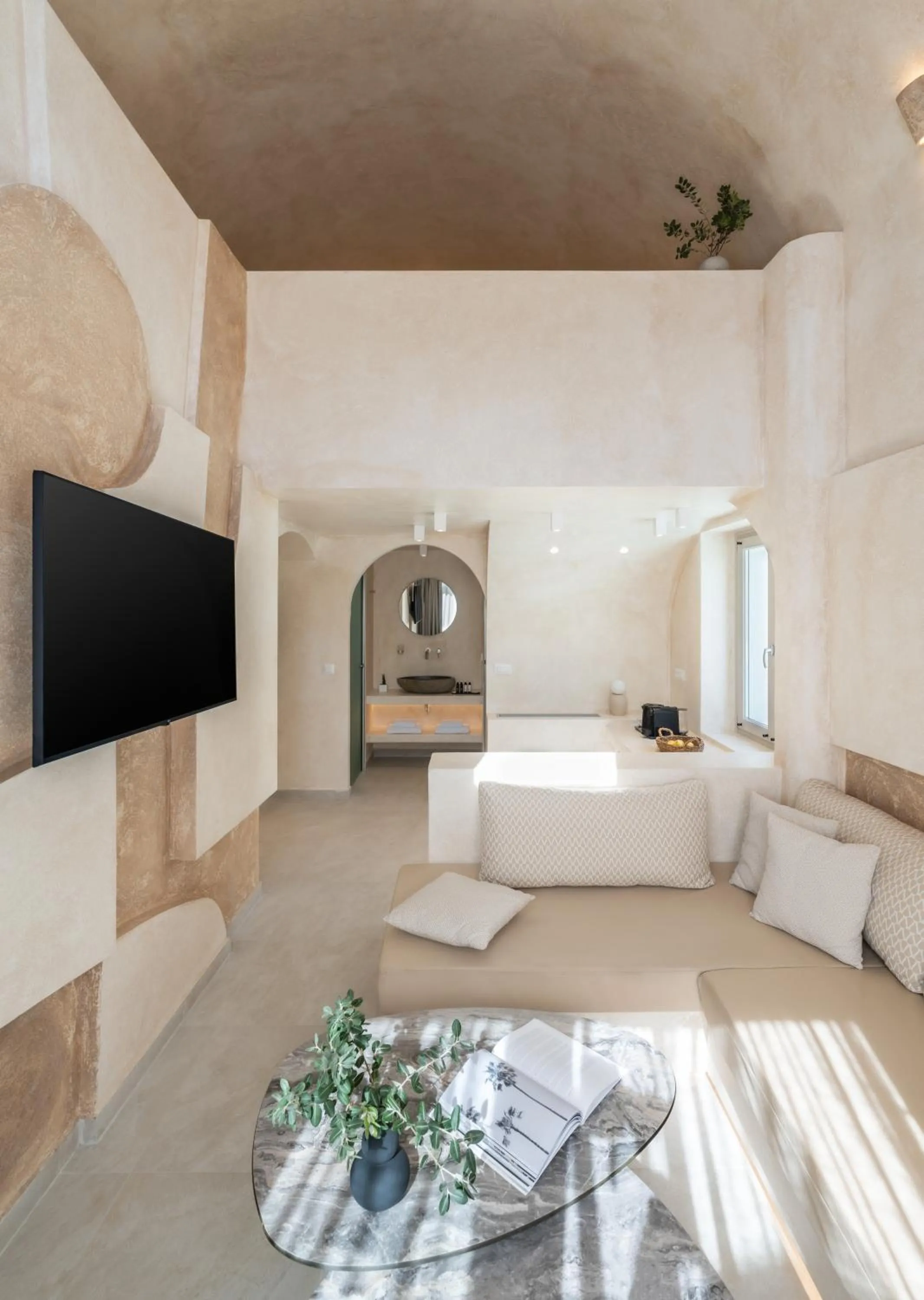 Bed in Heyday Luxury Suites