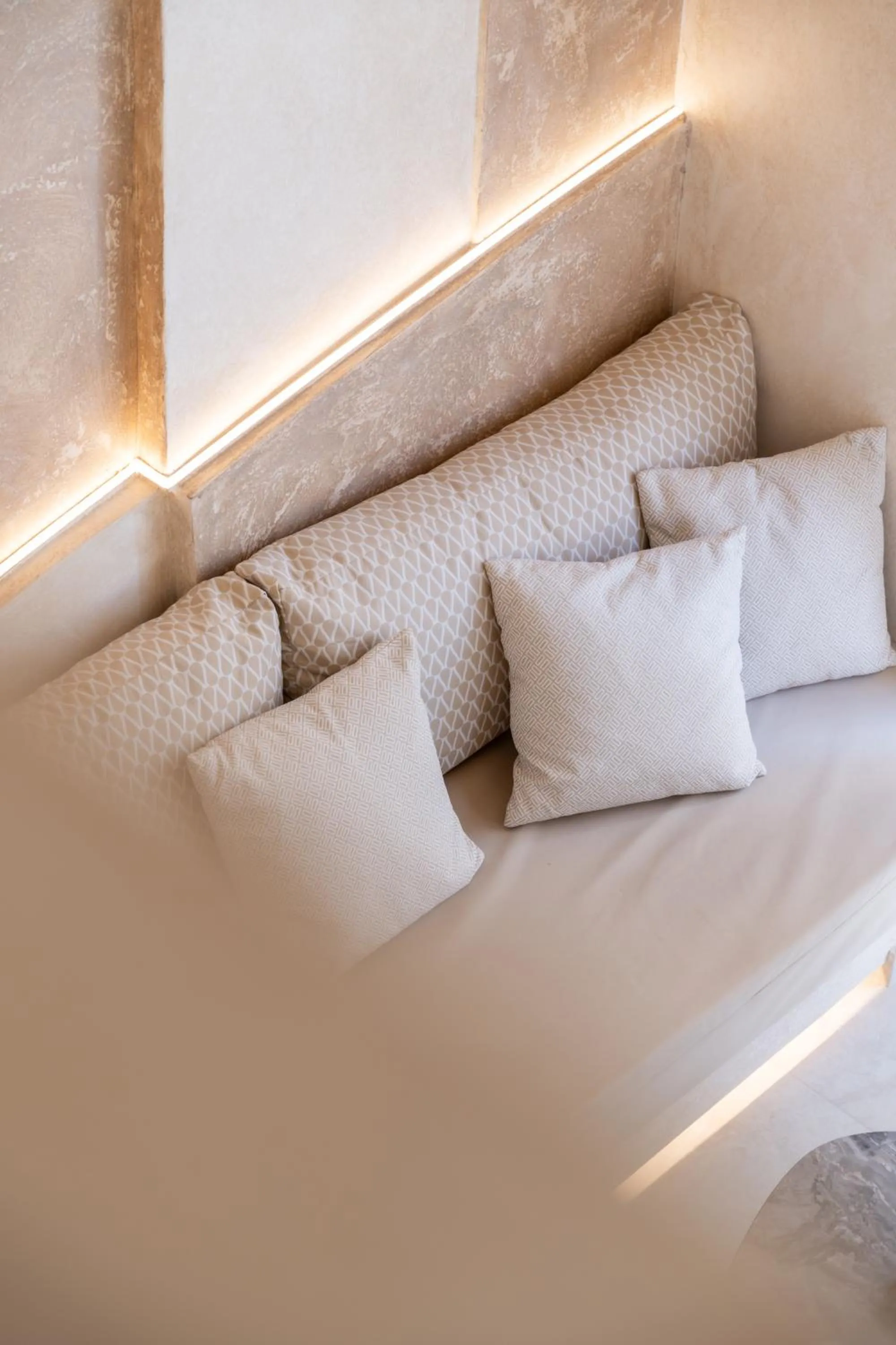 Bed in Heyday Luxury Suites