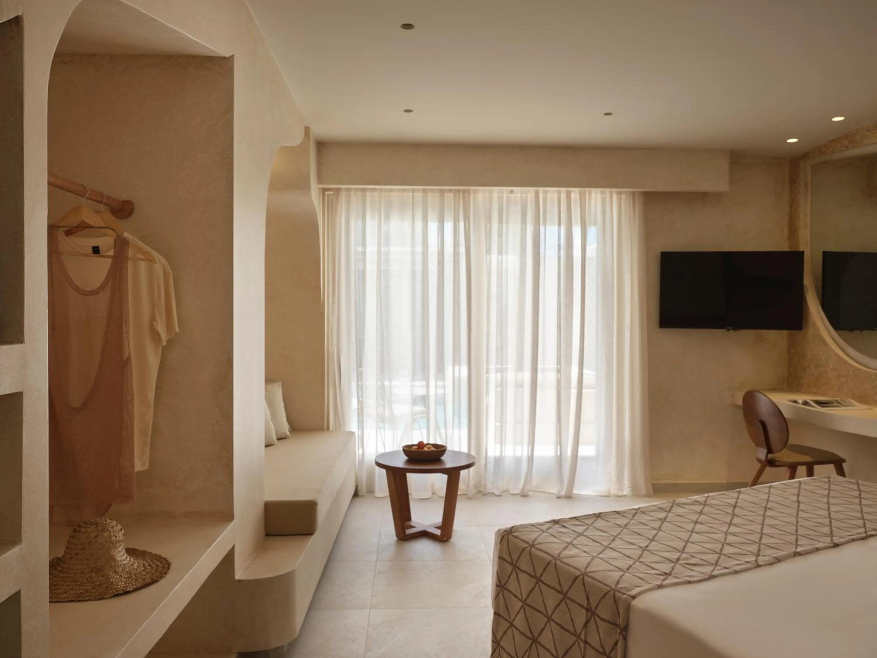 Bed in Heyday Luxury Suites