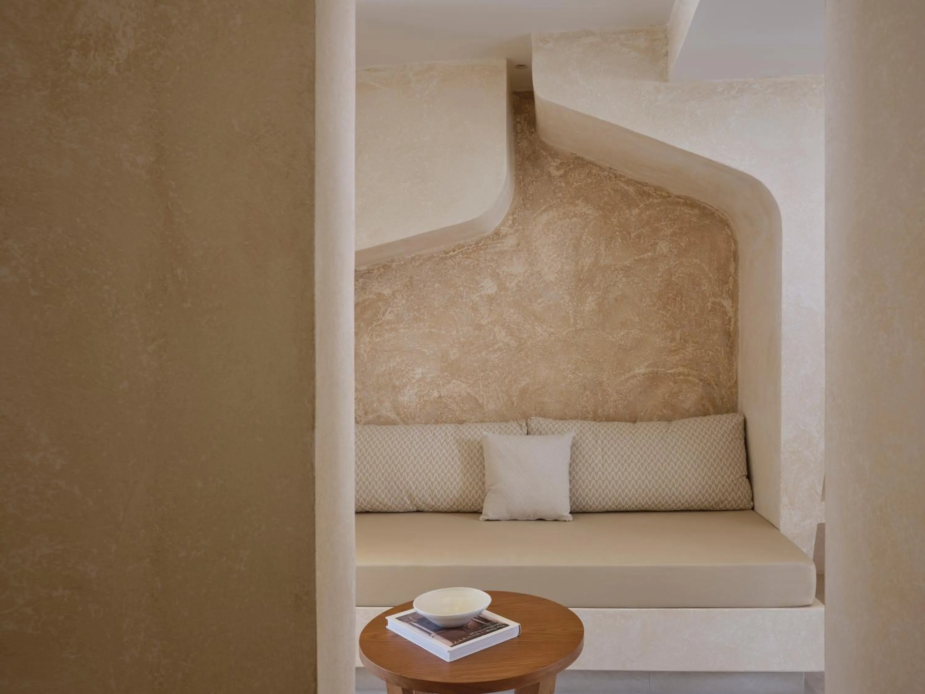 Bed in Heyday Luxury Suites