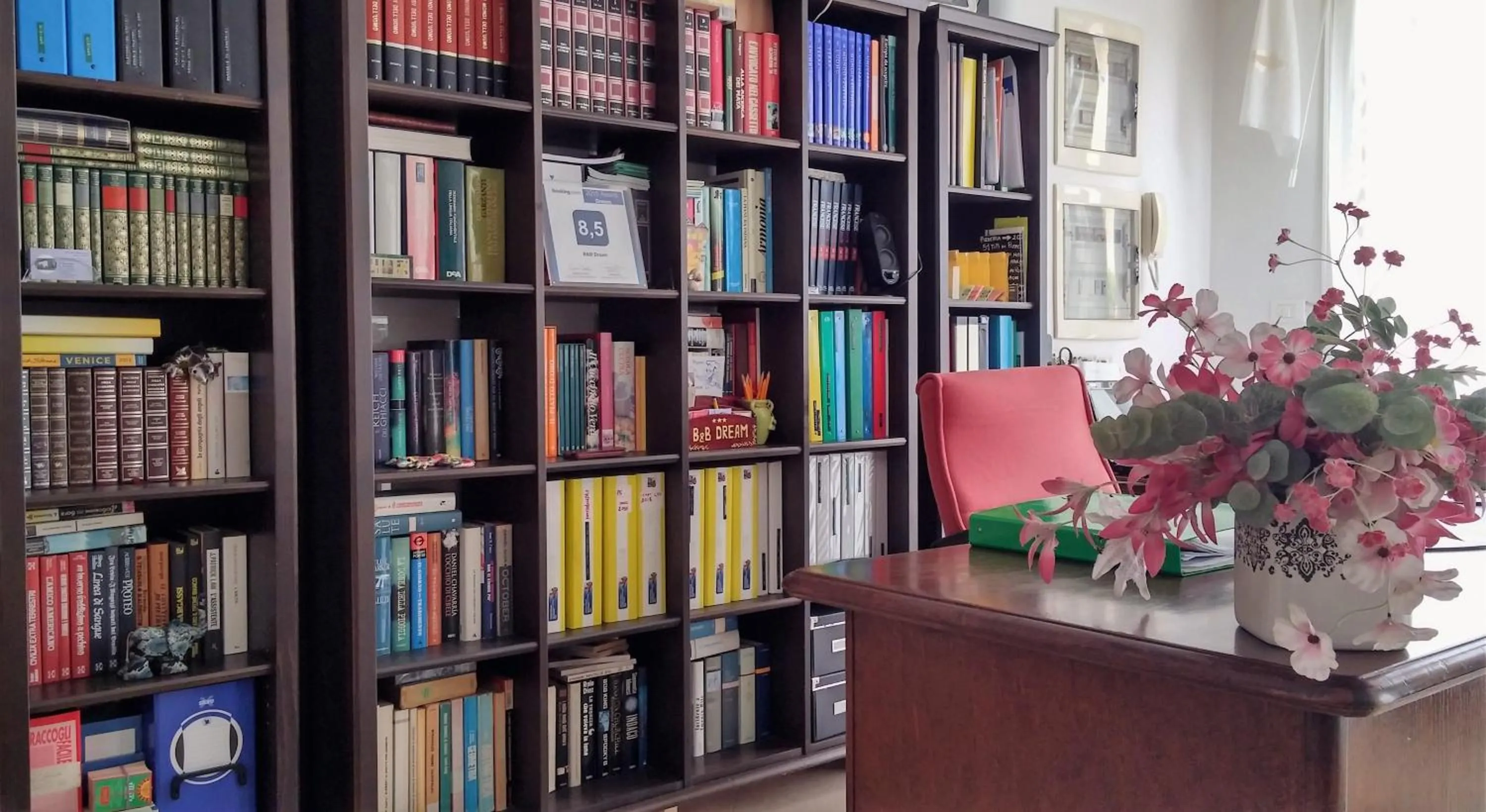 Lobby or reception in Dream