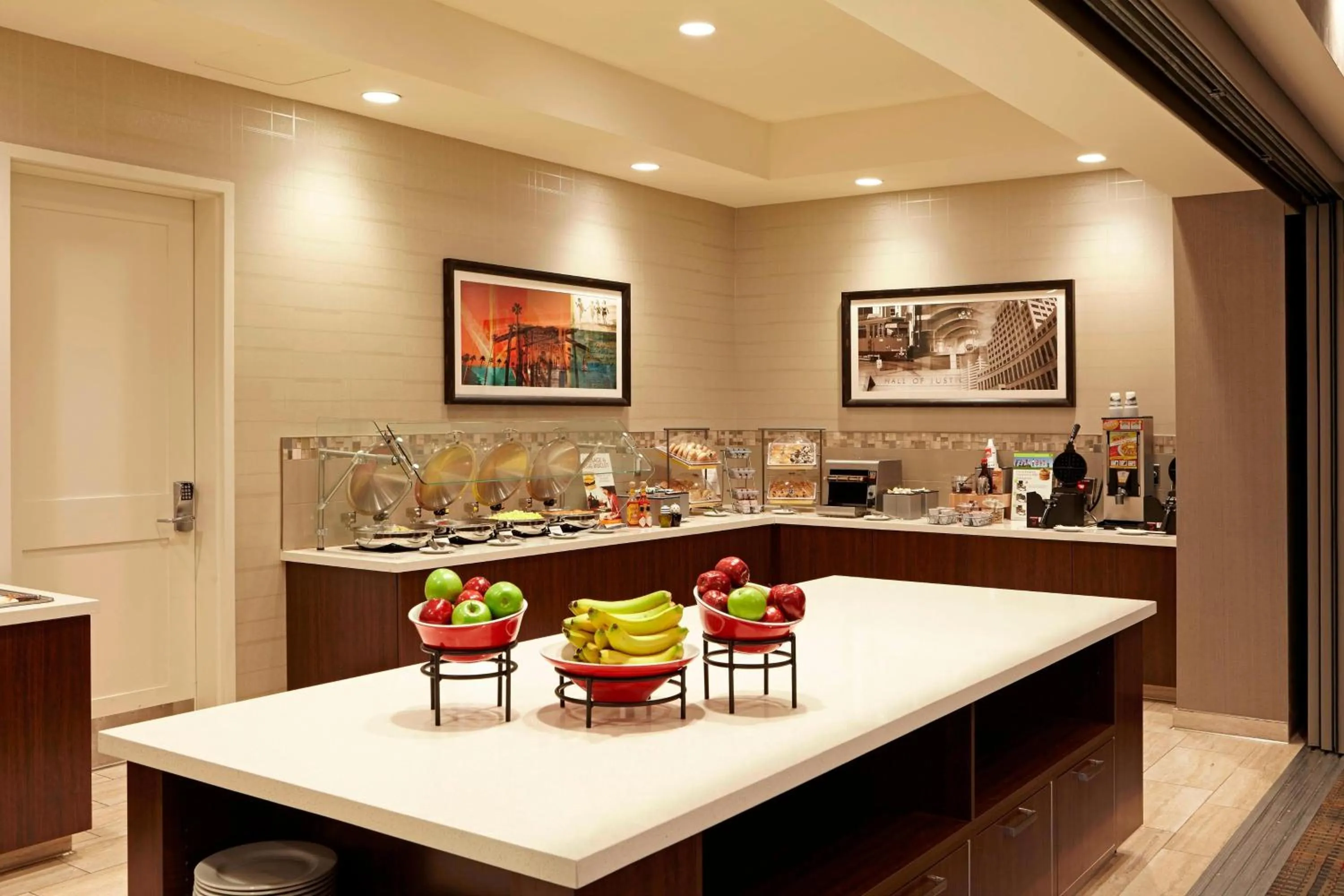 Breakfast in Residence Inn by Marriott Los Angeles LAX/Century Boulevard