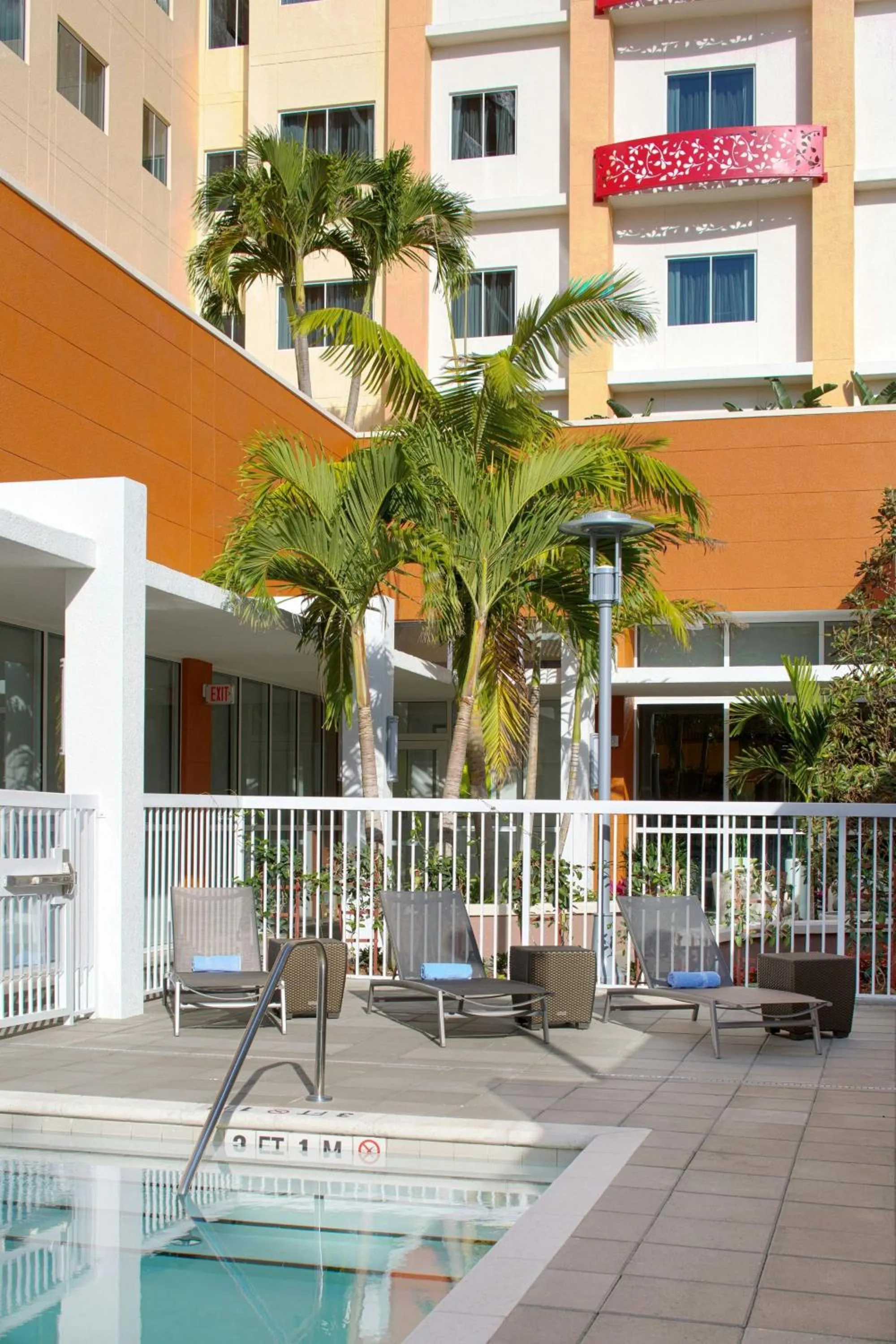 Swimming pool in Residence Inn by Marriott West Palm Beach Downtown