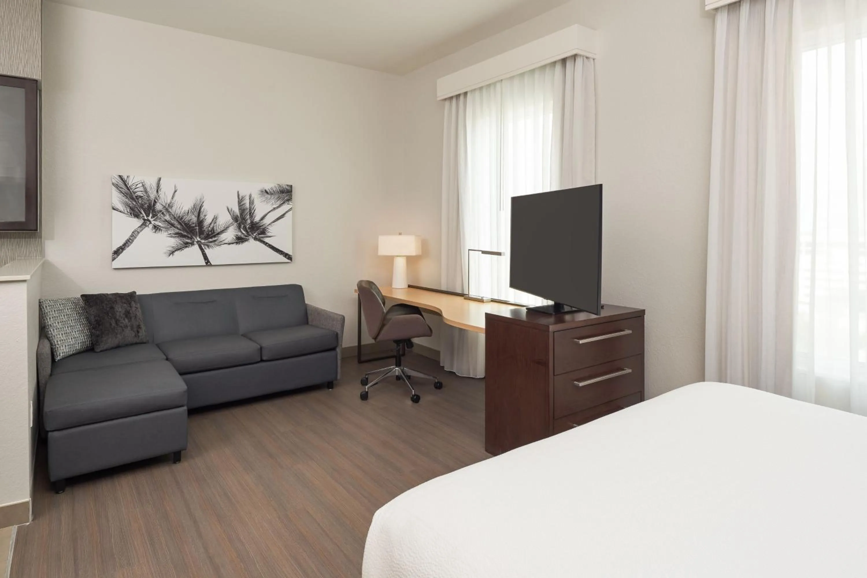 Living room, Bed in Residence Inn by Marriott West Palm Beach Downtown