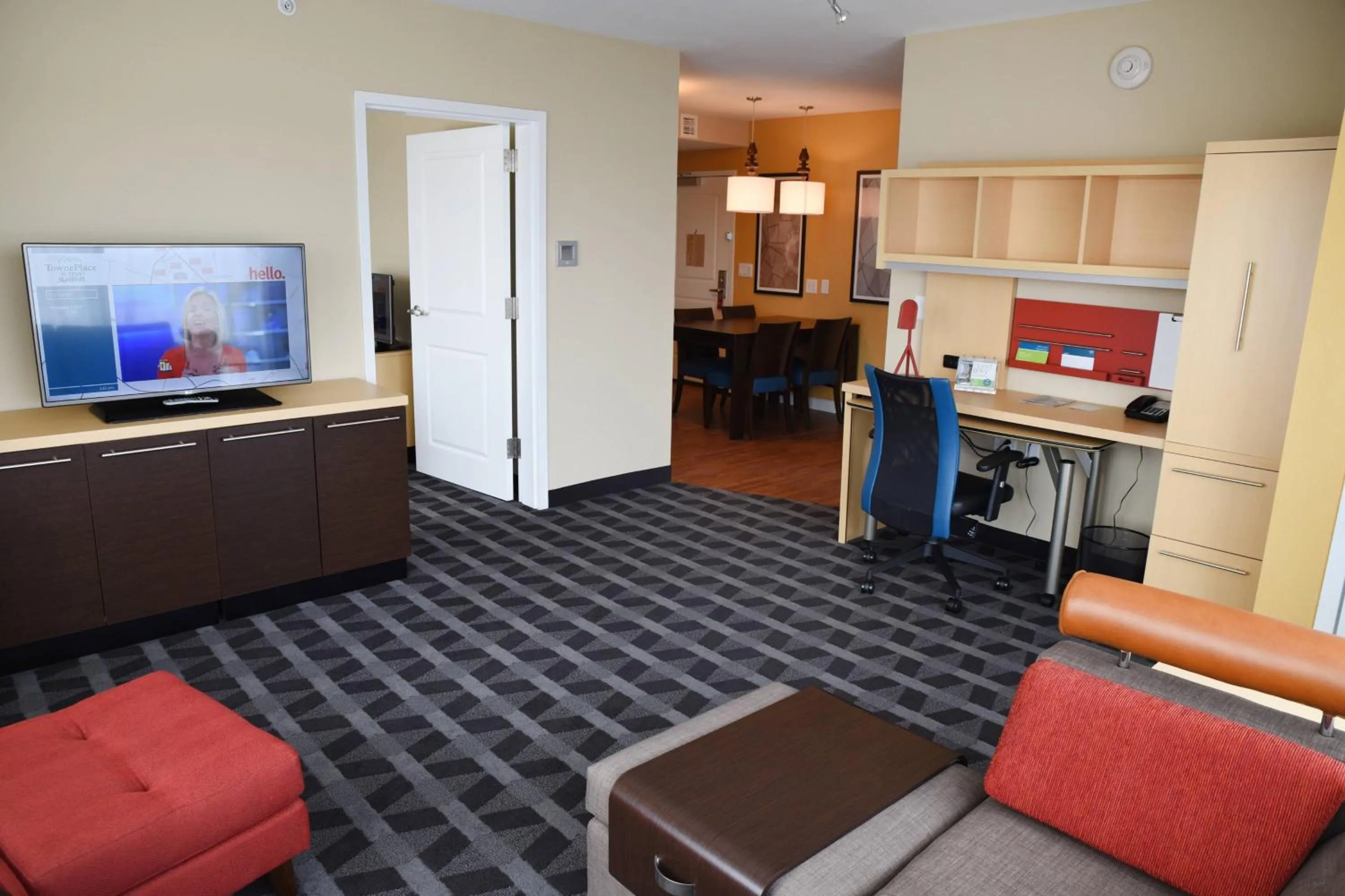 Two-Bedroom Suite in TownePlace Suites by Marriott Lawrence Downtown