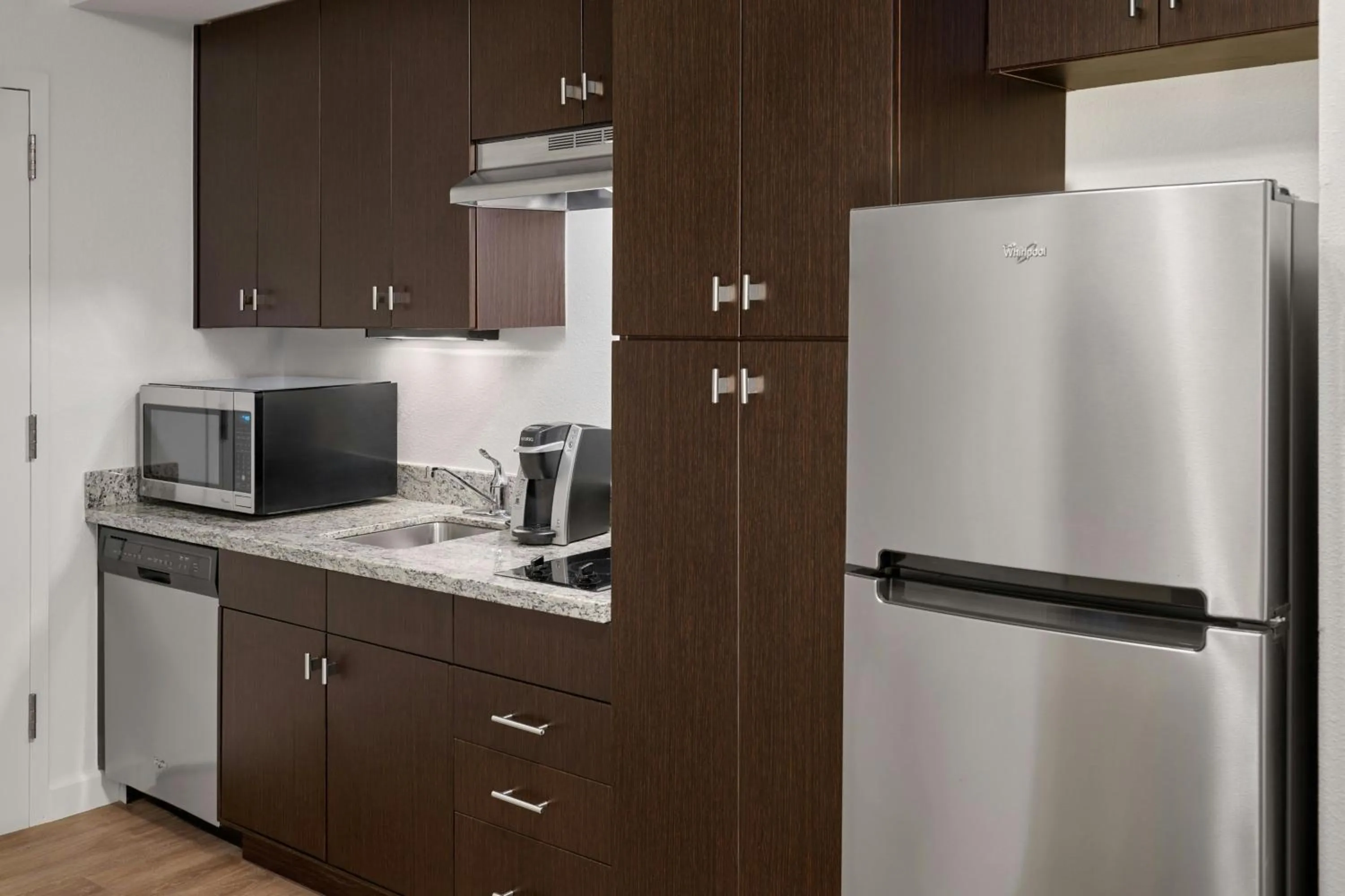 Kitchen or kitchenette in TownePlace Suites by Marriott Lawrence Downtown