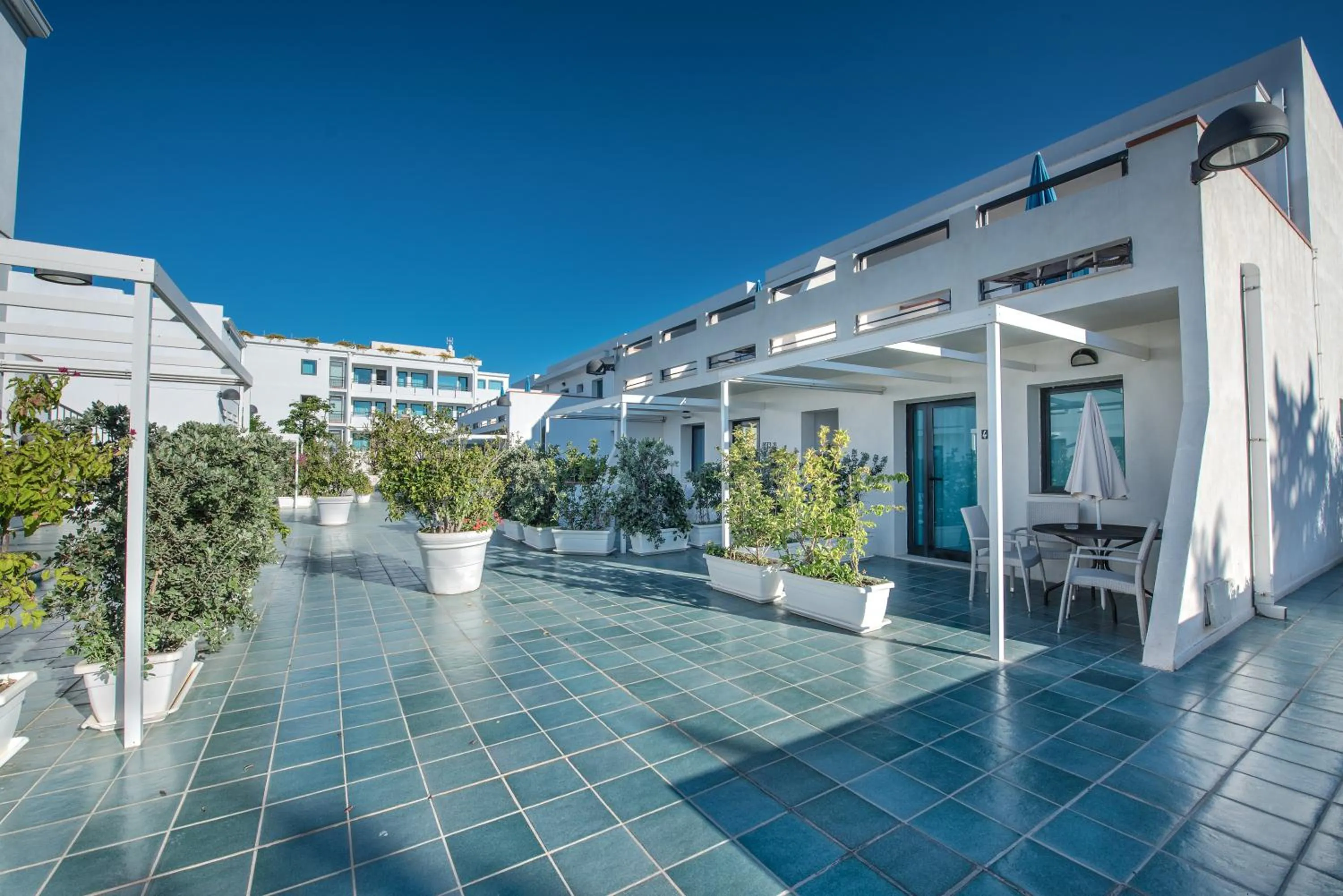 Patio in Acacia Marina