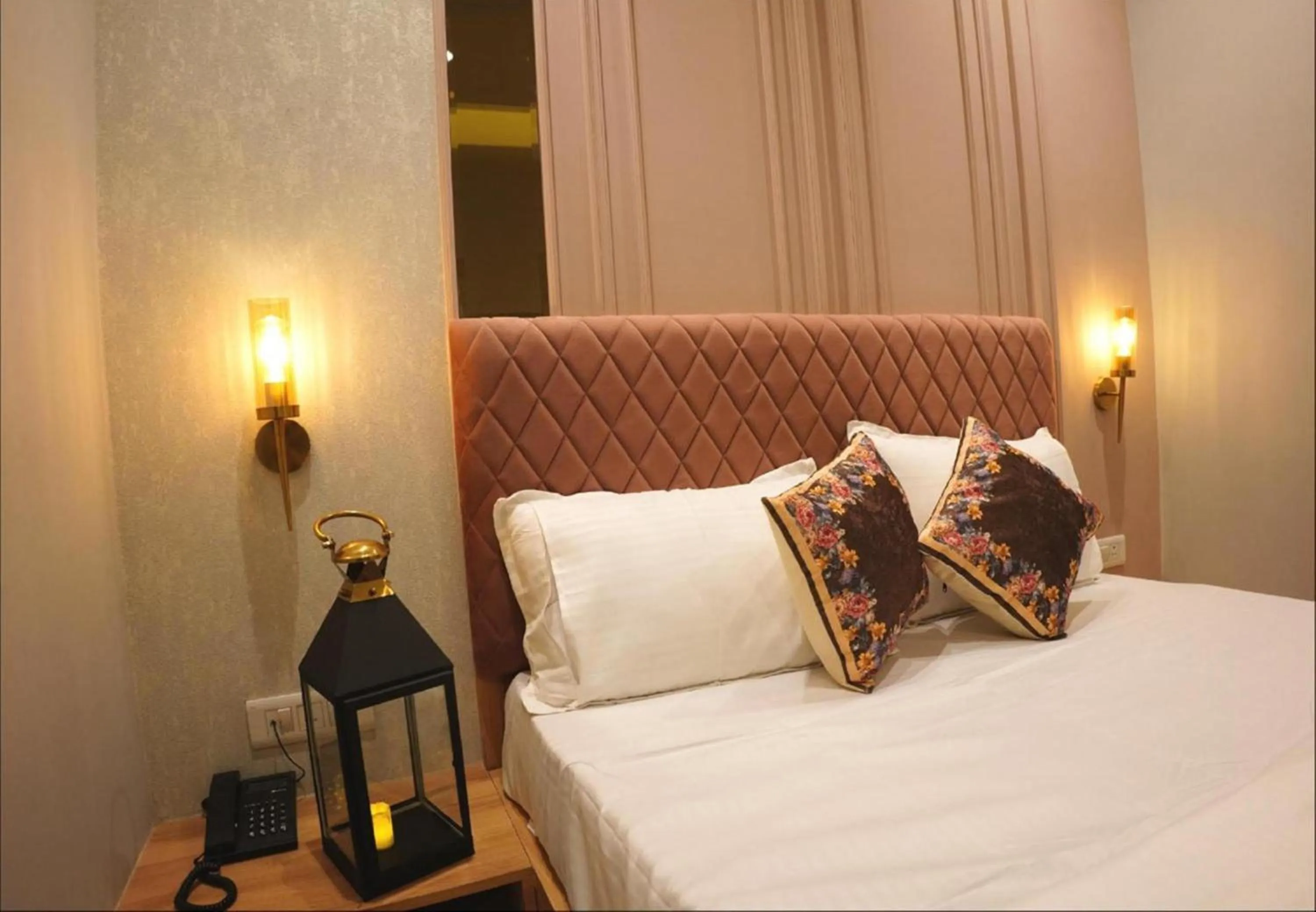 Bed in Narison by Divud Ecom