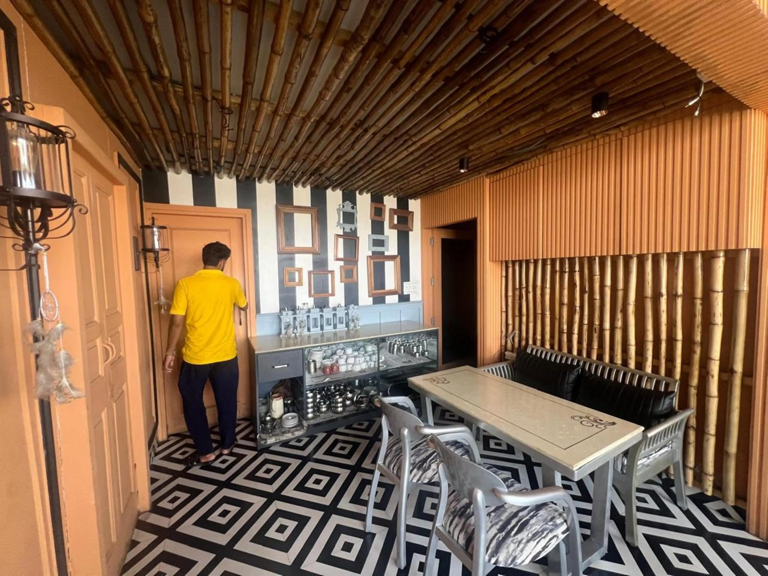 Seating area in Narison by Divud Ecom