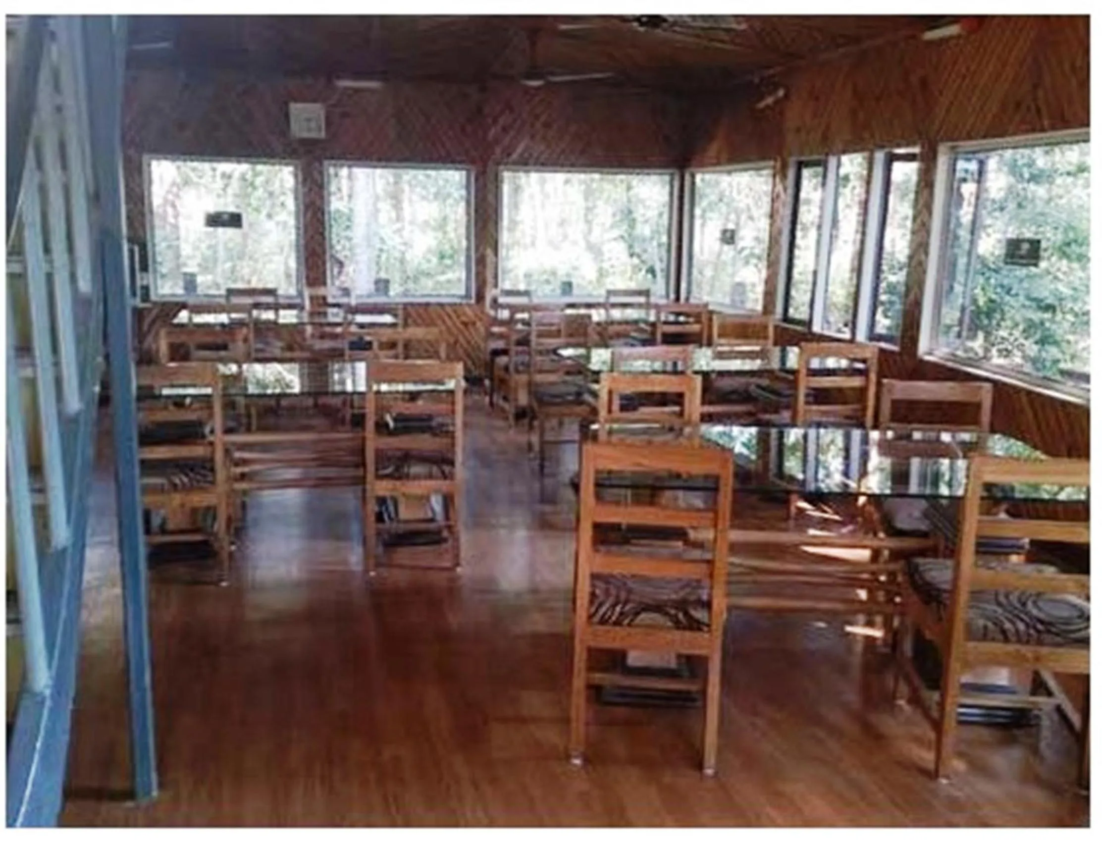 Restaurant/places to eat in Aranya Jungle Resorts