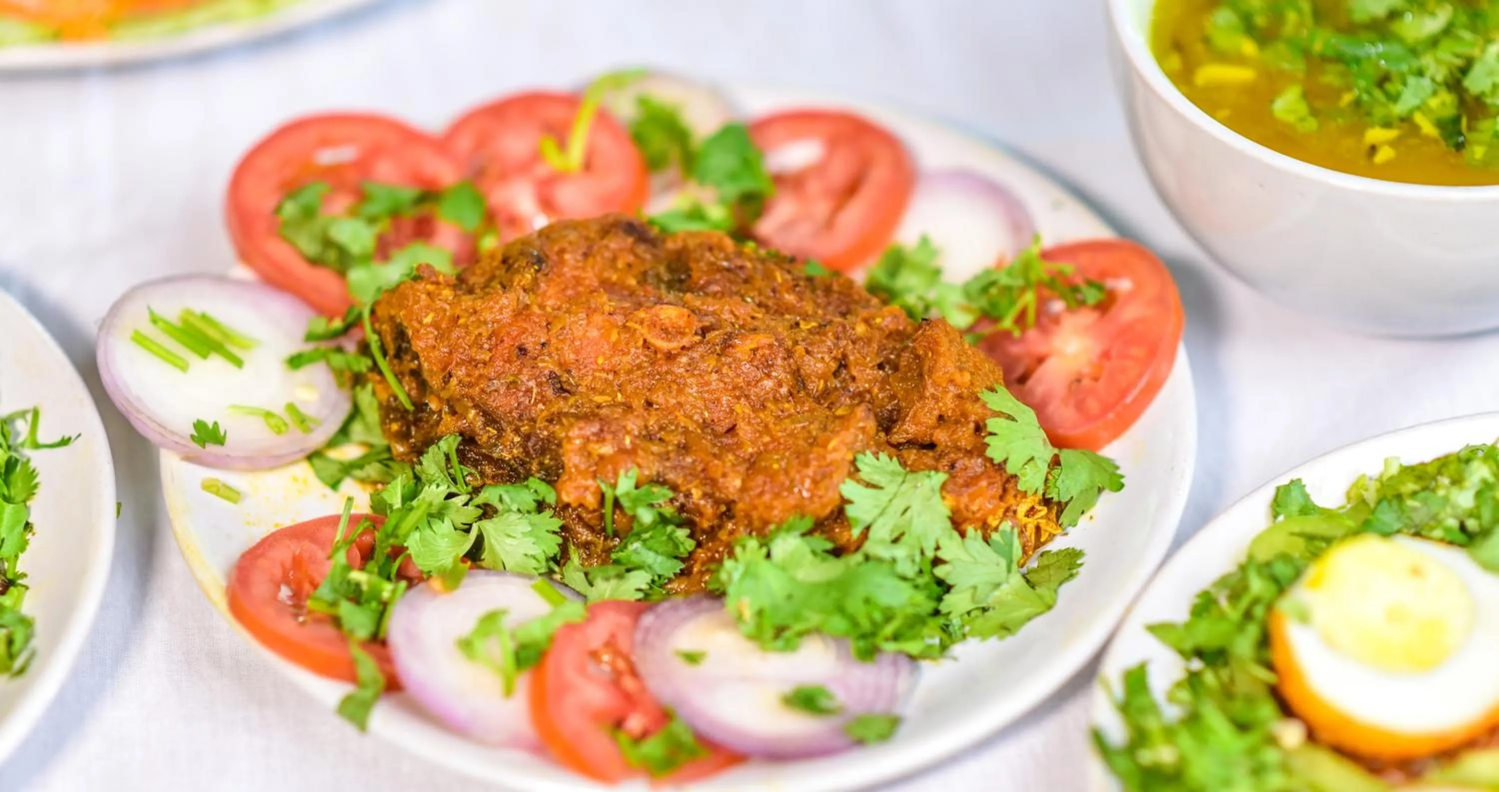 Food and drinks in Aranya Jungle Resorts