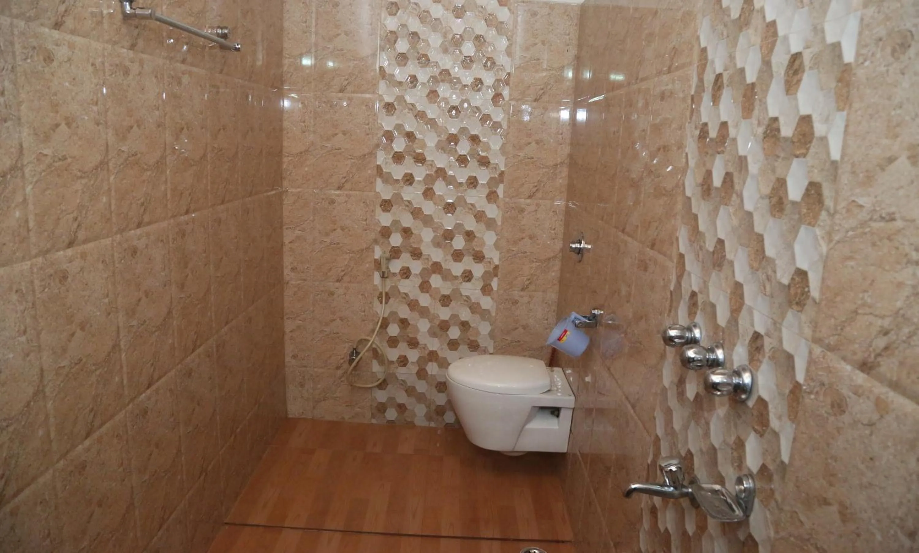 Bathroom in Aranya Jungle Resorts