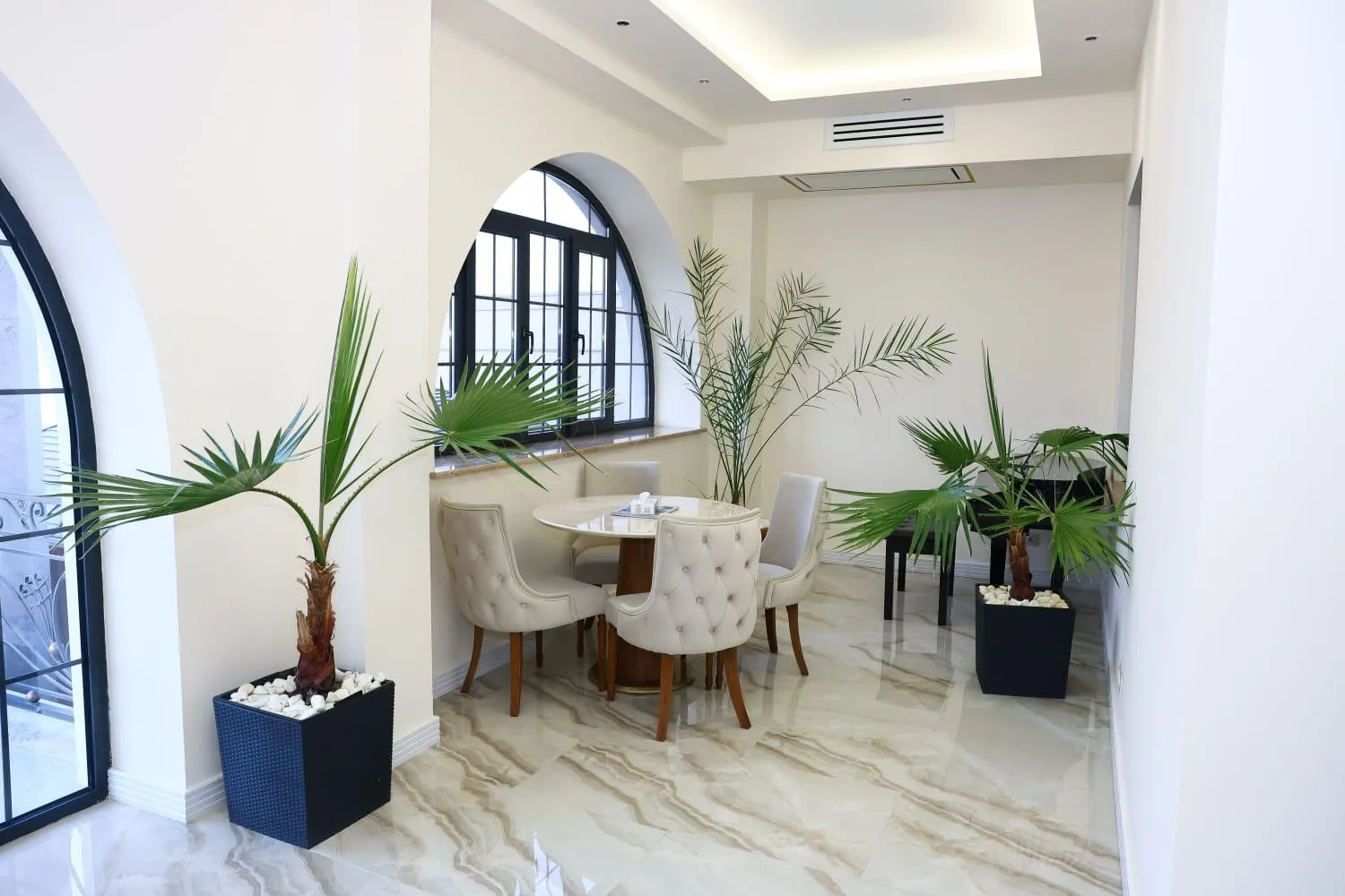 Seating area in Ketrin Hotel Restaurant