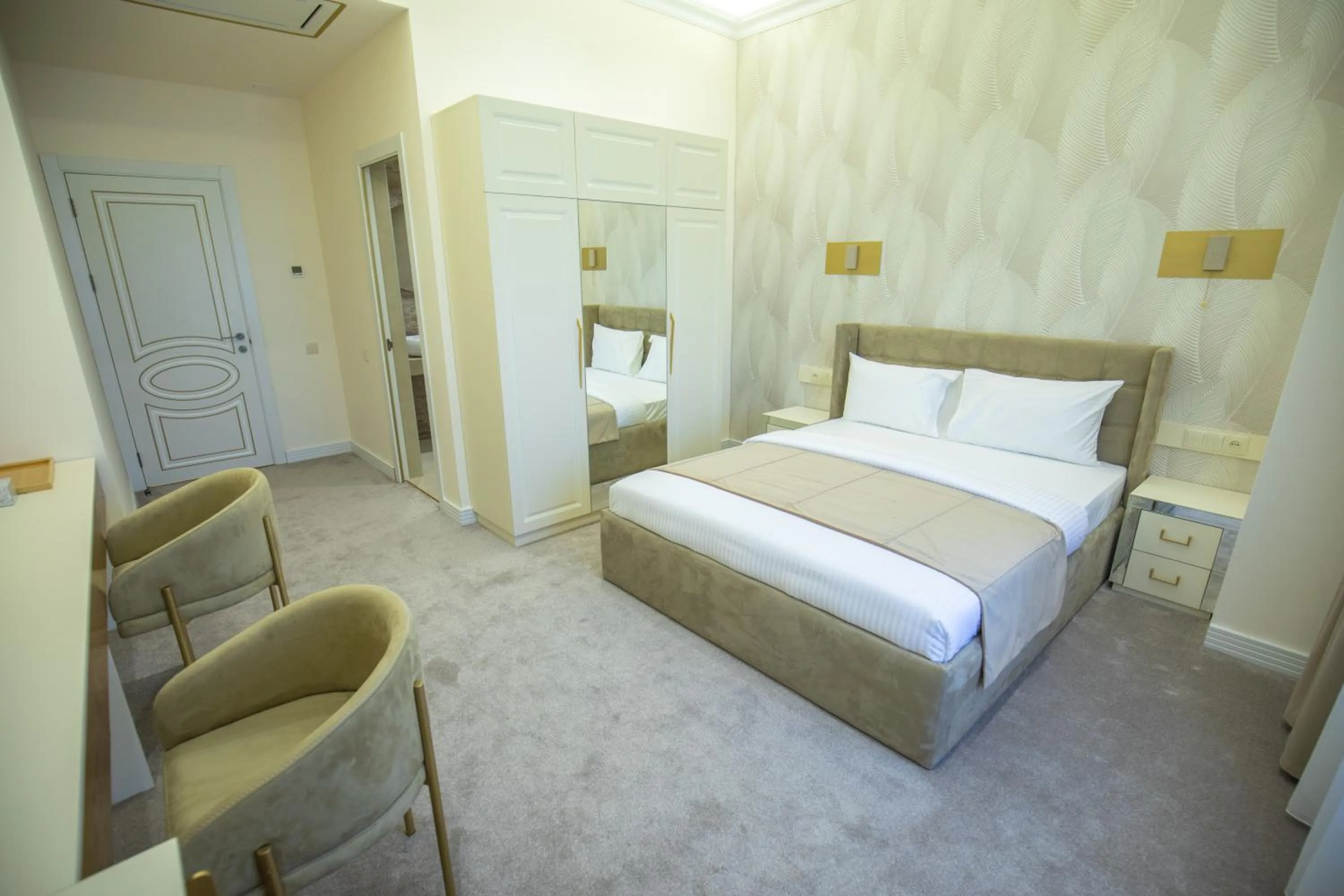 Bed in Ketrin Hotel Restaurant