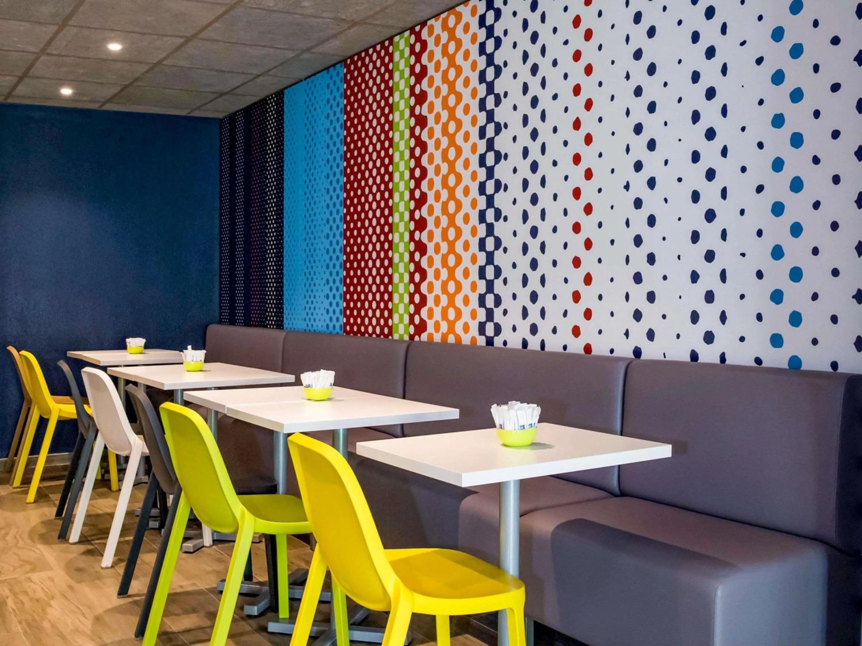 Property building in ibis budget Avignon Centre